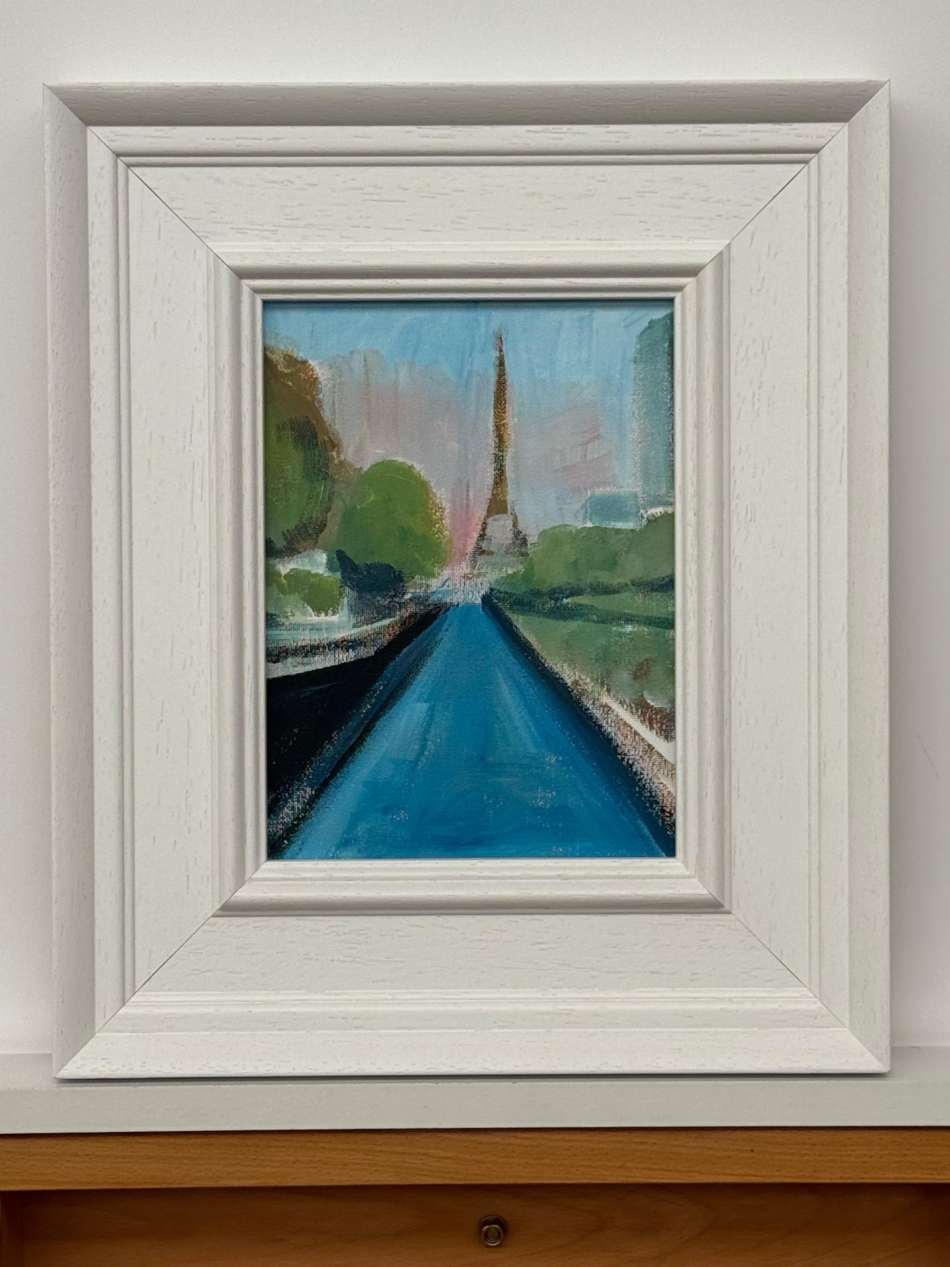 Estudio en miniatura de la Torre Eiffel, París, Francia, por un artista británico contemporáneo - Abstract Painting Gris de Angela Wakefield