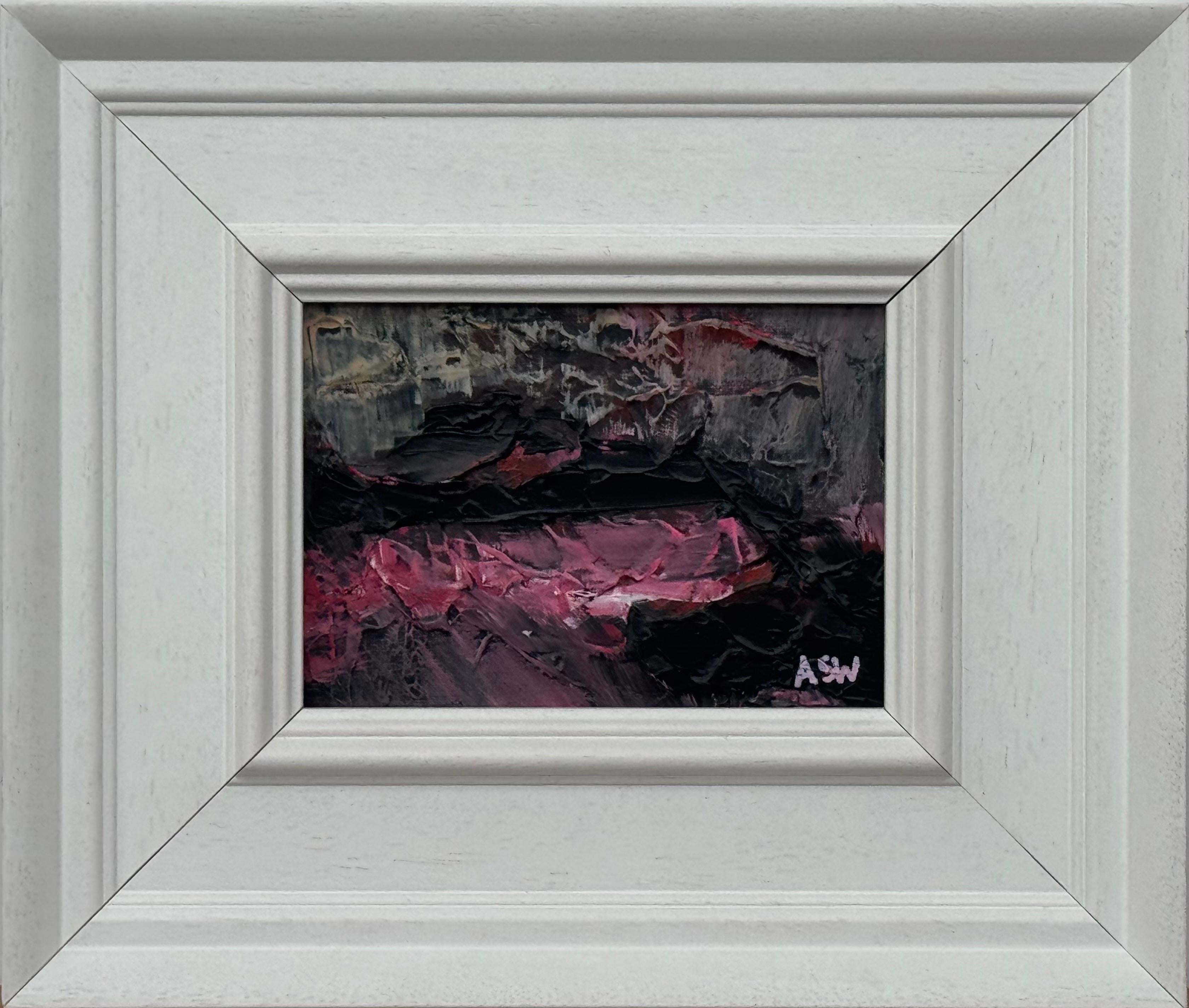 Abstrakte Miniatur-Landschaftskunst in Rosa, Schwarz und Grüntönen – Art von Angela Wakefield