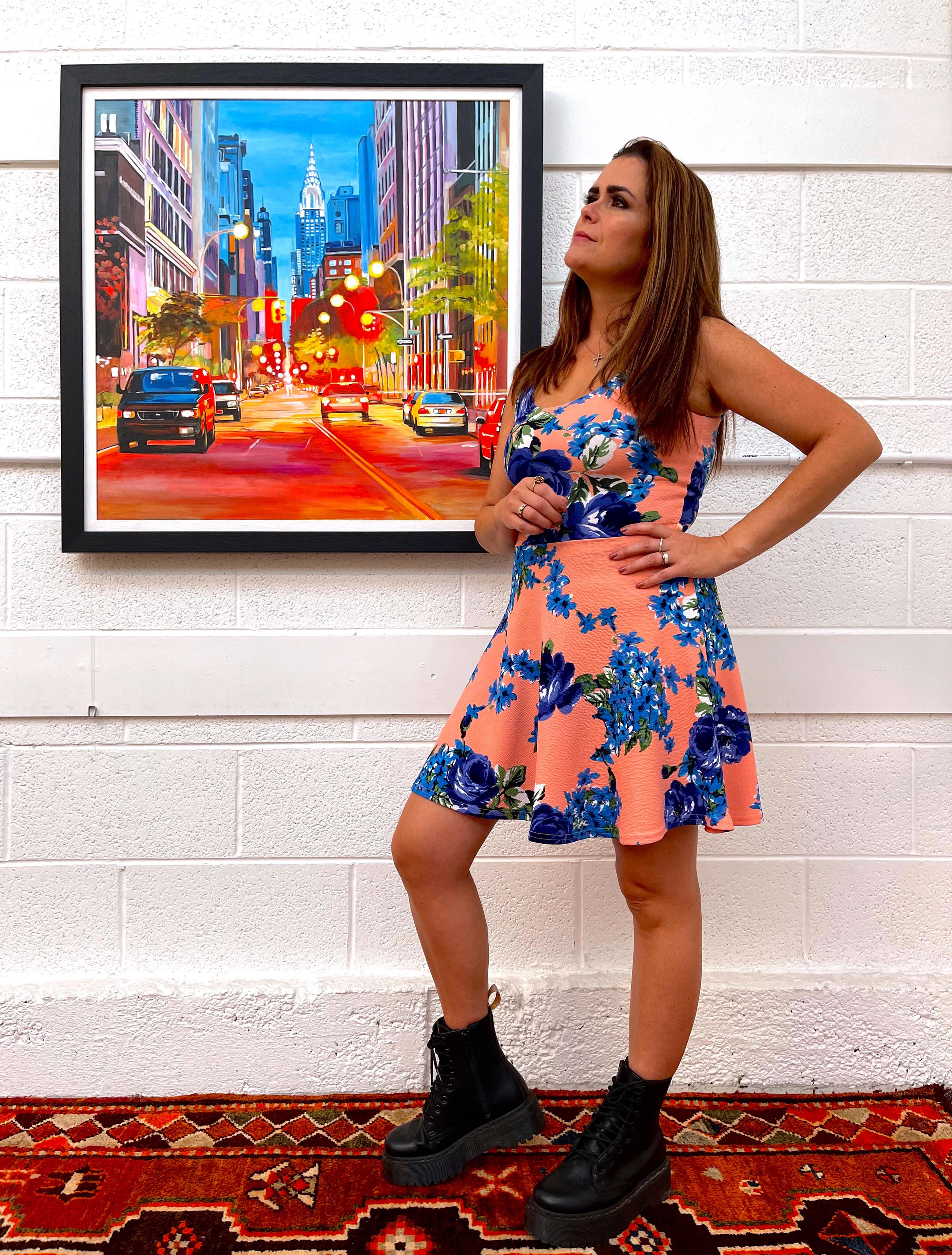 Pintura del edificio Chrysler de Nueva York por un artista británico contemporáneo - Landscape Painting Marrón de Angela Wakefield