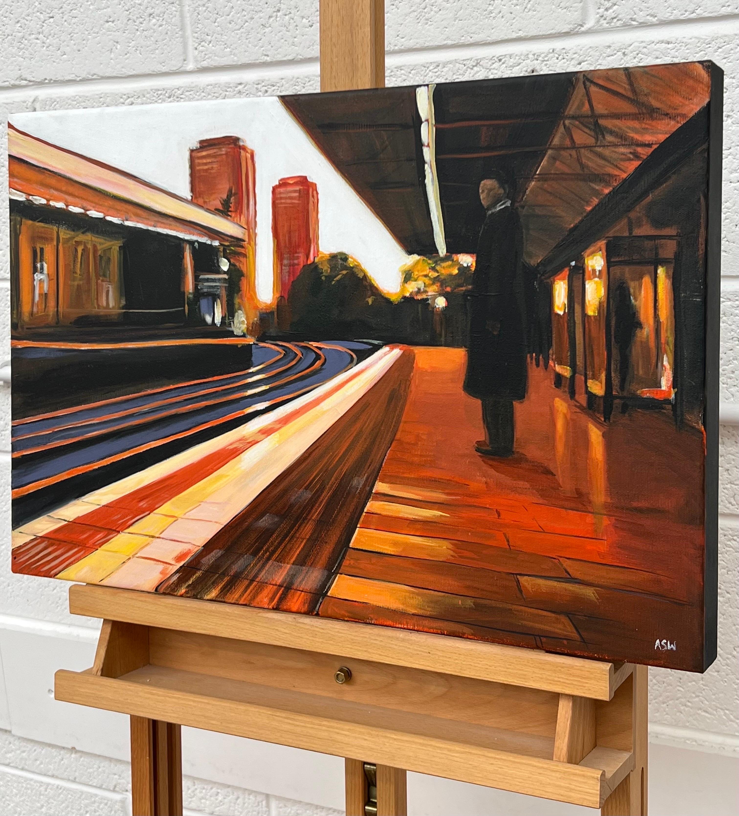 Quadro della stazione ferroviaria di Londra in Inghilterra realizzato da un artista urbano contemporaneo - Landscape Painting Marrone di Angela Wakefield