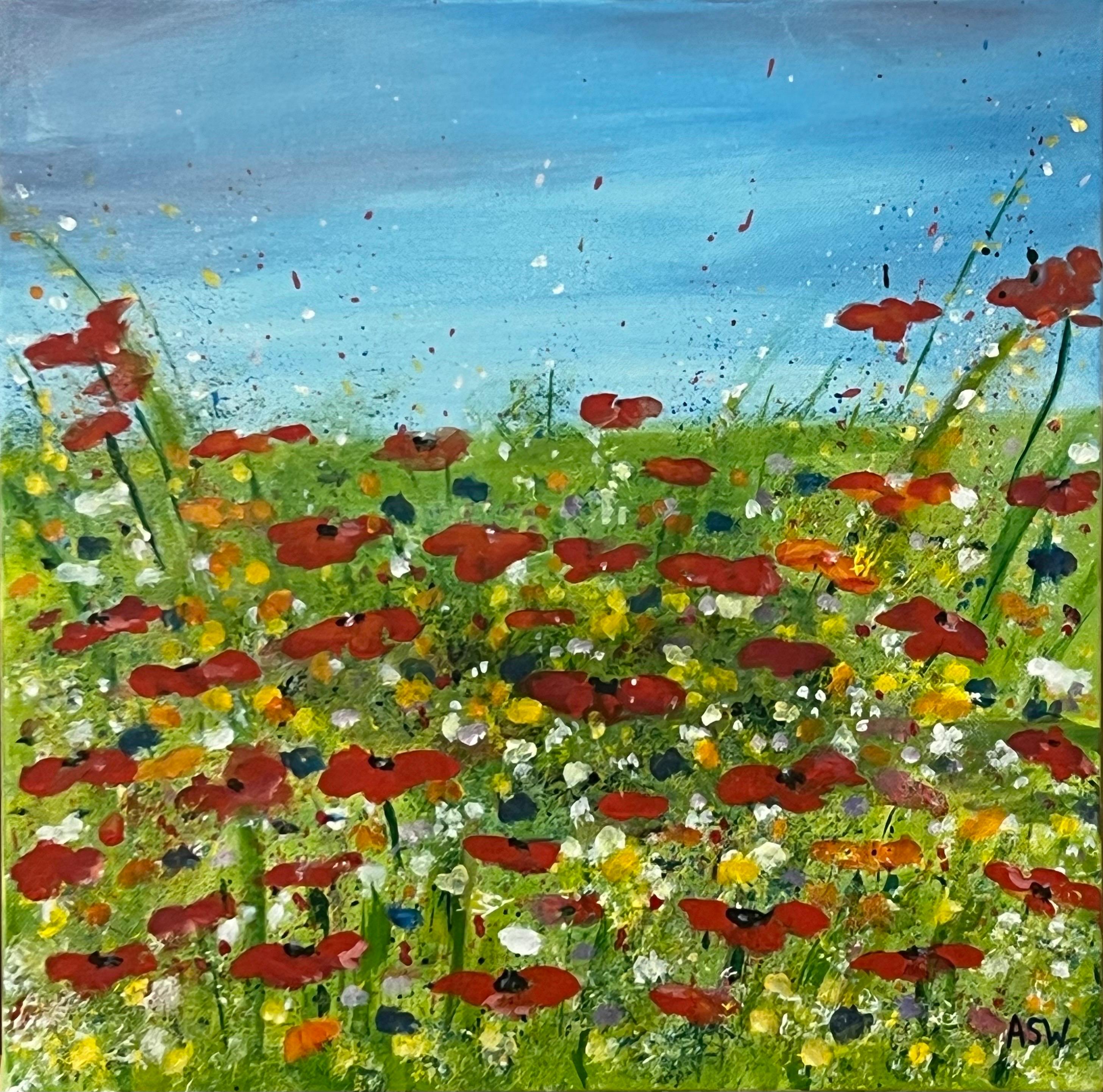 Fleurs de coquelicots rouges dans une prairie verte sauvage avec un ciel bleu par un artiste contemporain en vente 3