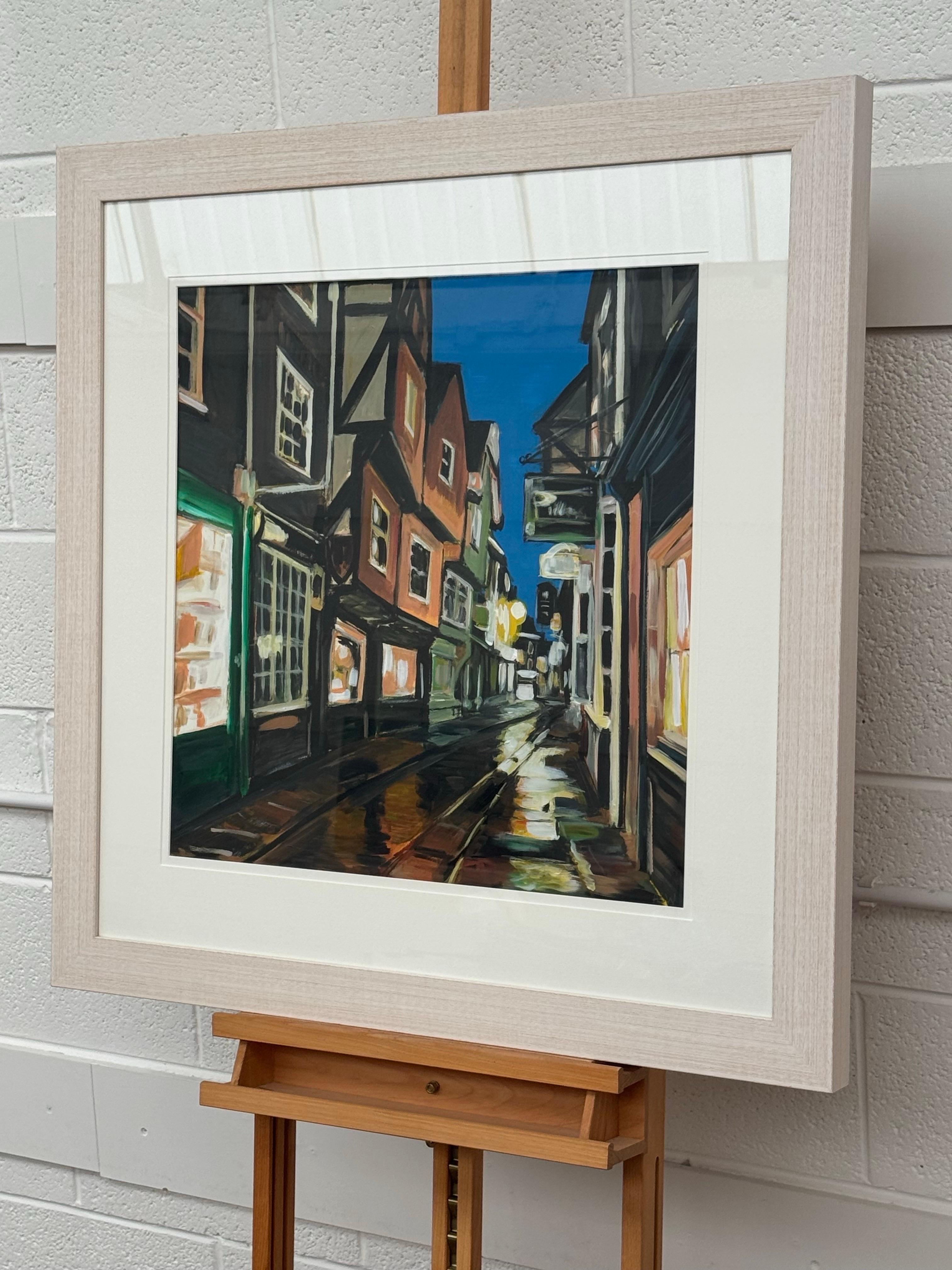 The Shambles in York City England Medieval Street - une œuvre rare de l'artiste contemporaine britannique Angela Wakefield. Cette œuvre d'art colorée et énergique est issue d'un ensemble intense de paysages urbains abstraits et gestuels qui ont
