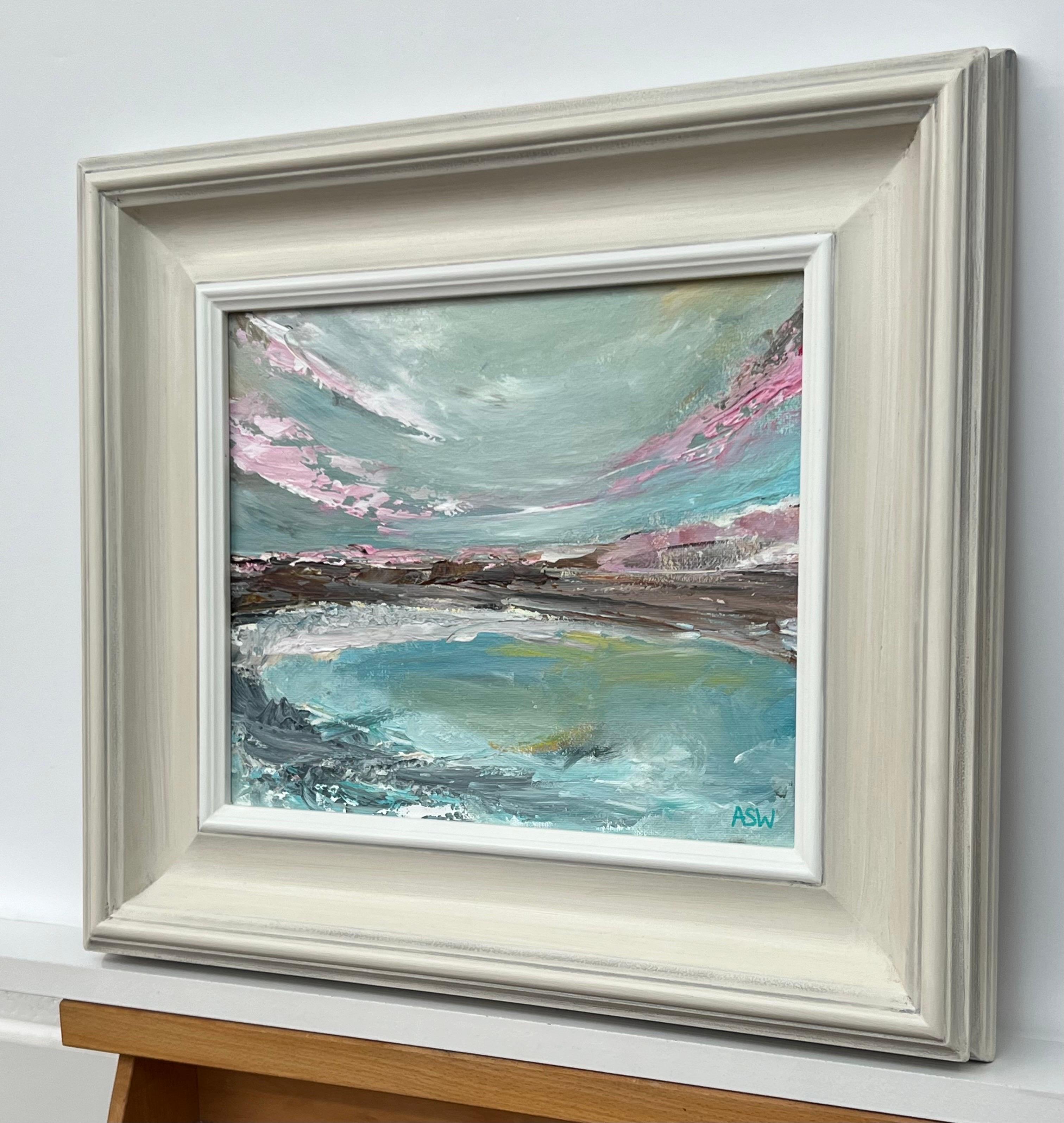 Tranquil Reflections - Sereno paesaggio marino astratto costiero di un artista britannico - Landscape Painting Grigio di Angela Wakefield