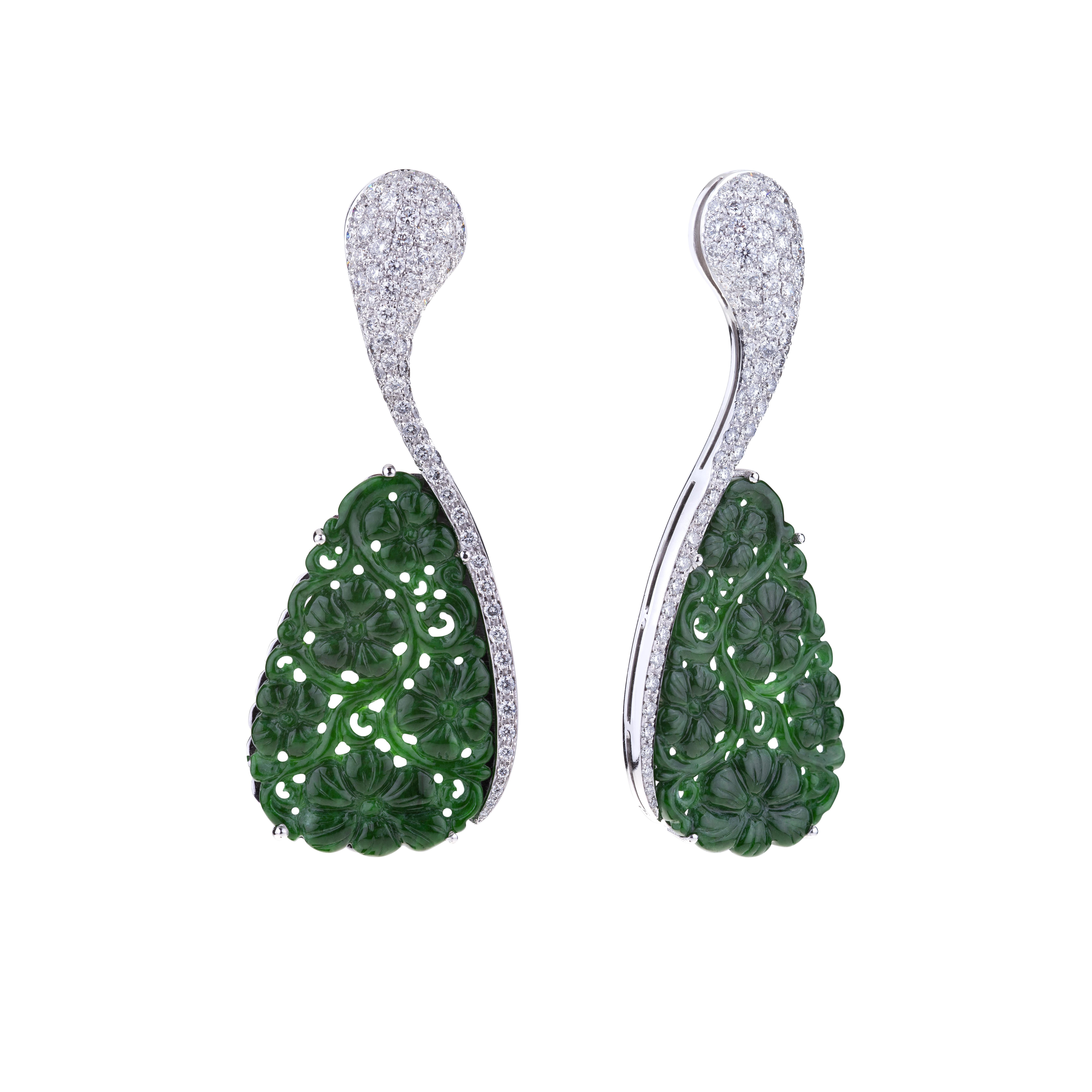 Mixed Cut Earrings White Gold Carved Drop Green Jade And Diamonds For Sale