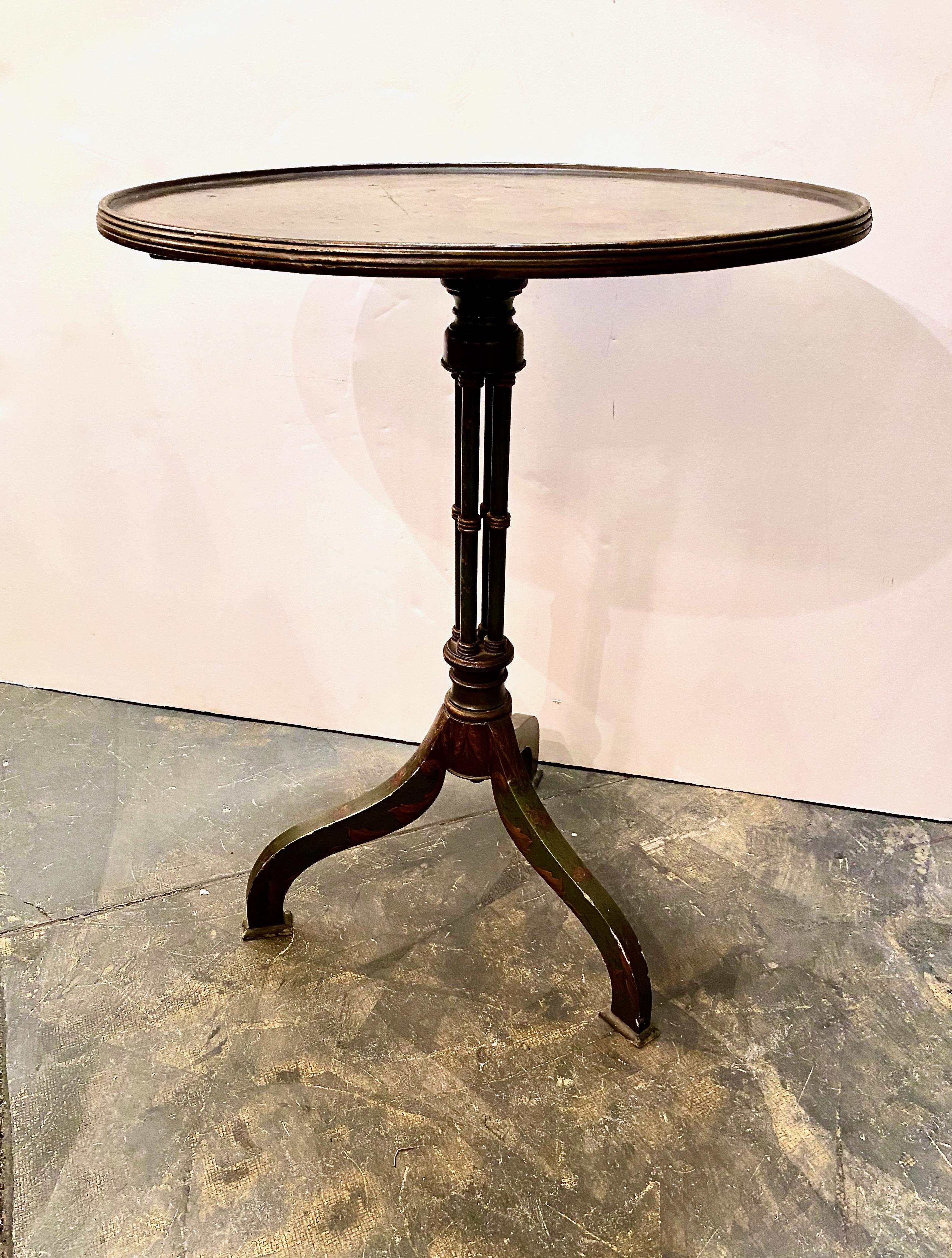 Angelica Kauffman-Style Occasional Table, 19th Century For Sale 7