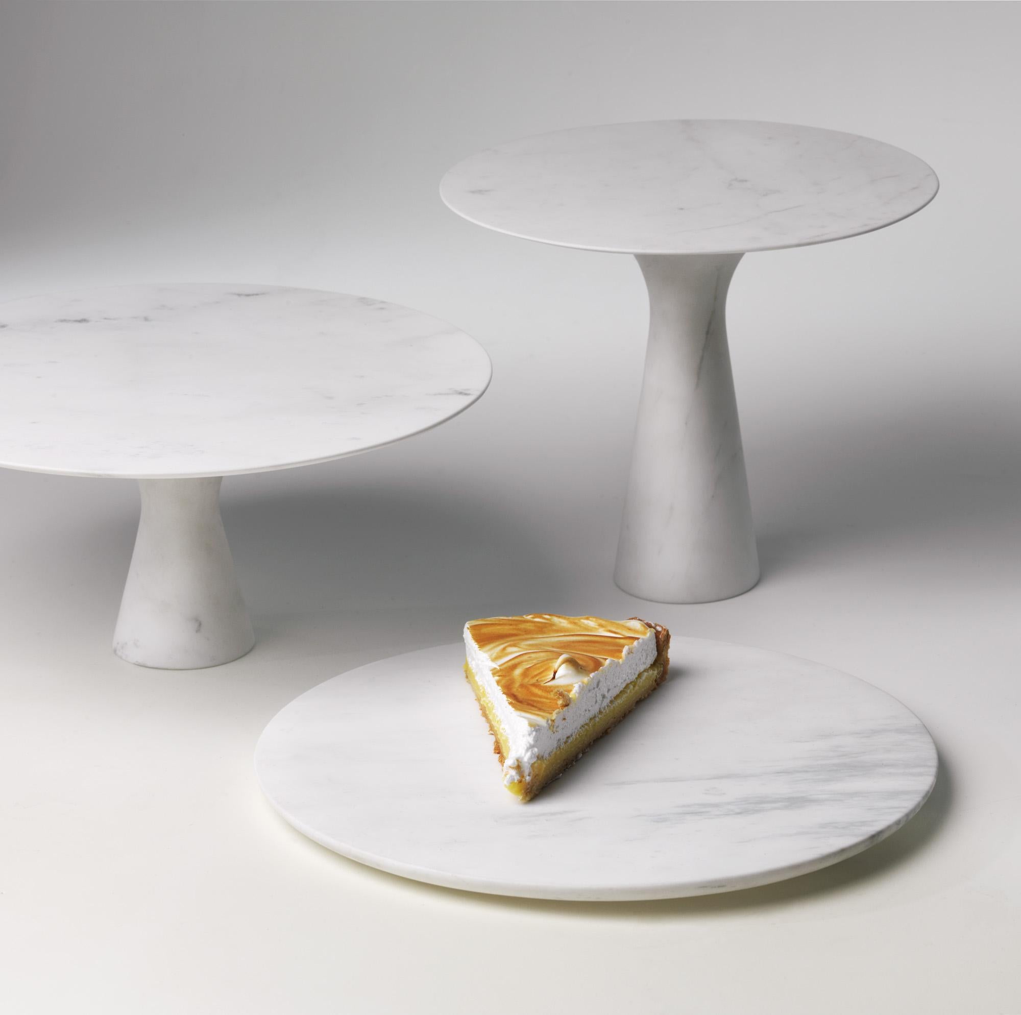Italian Refined Contemporary Marble 03 Kyknos Marble Cake Stand
