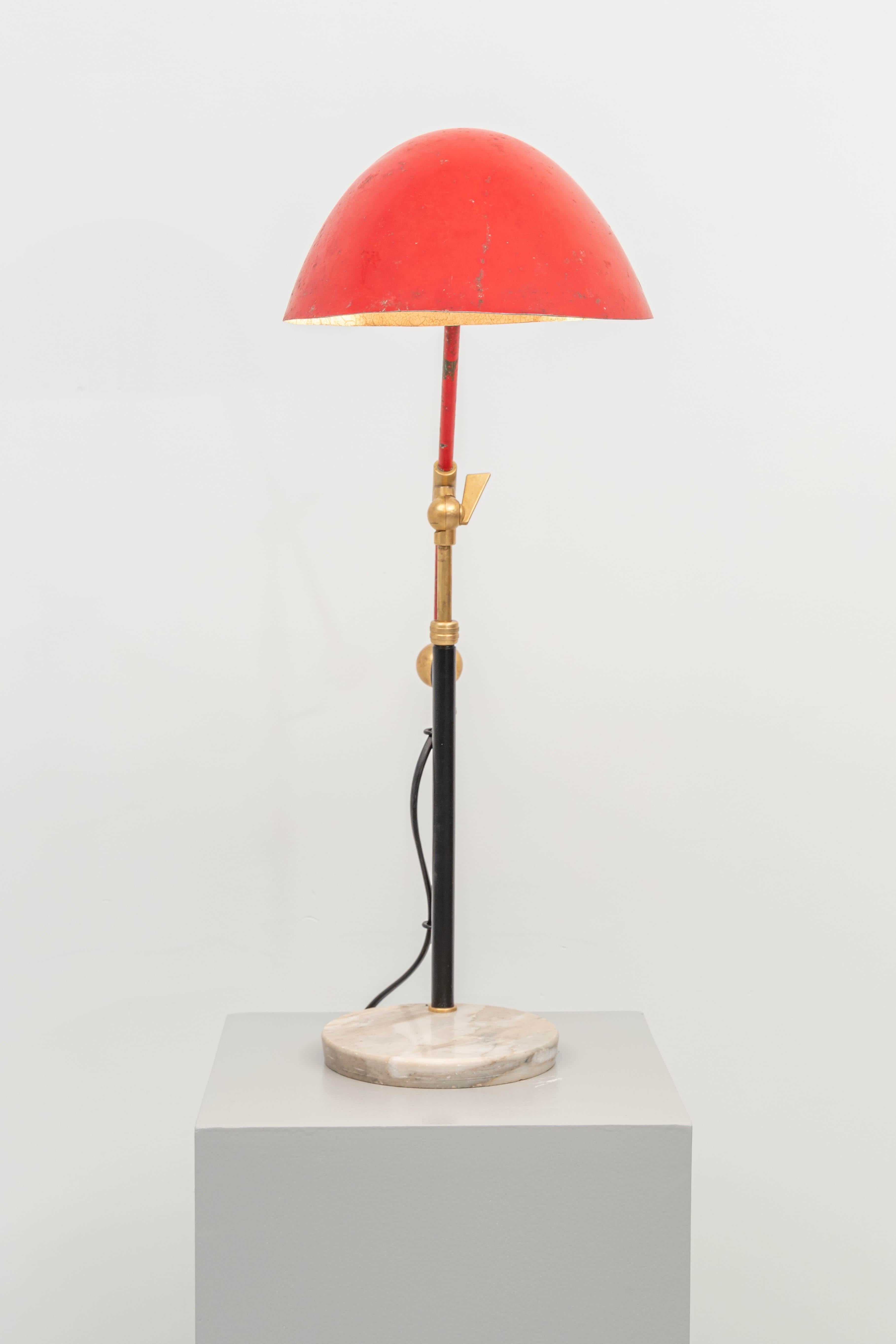Angelo Brotto, Tischlampe 5023 aus Marmor, Metall und Messing für Esperia, 1950er Jahre im Zustand „Gut“ im Angebot in Amsterdam, NL