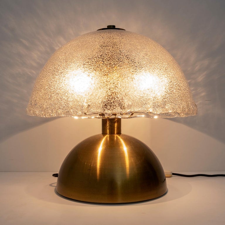 Angelo Brotto Mid-Century Italian Murano and Brass Table Lamp for Esperia, 1970s For Sale 1