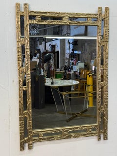 Angelo Brotto Miroir sculptural en laiton, Italie, années 1970