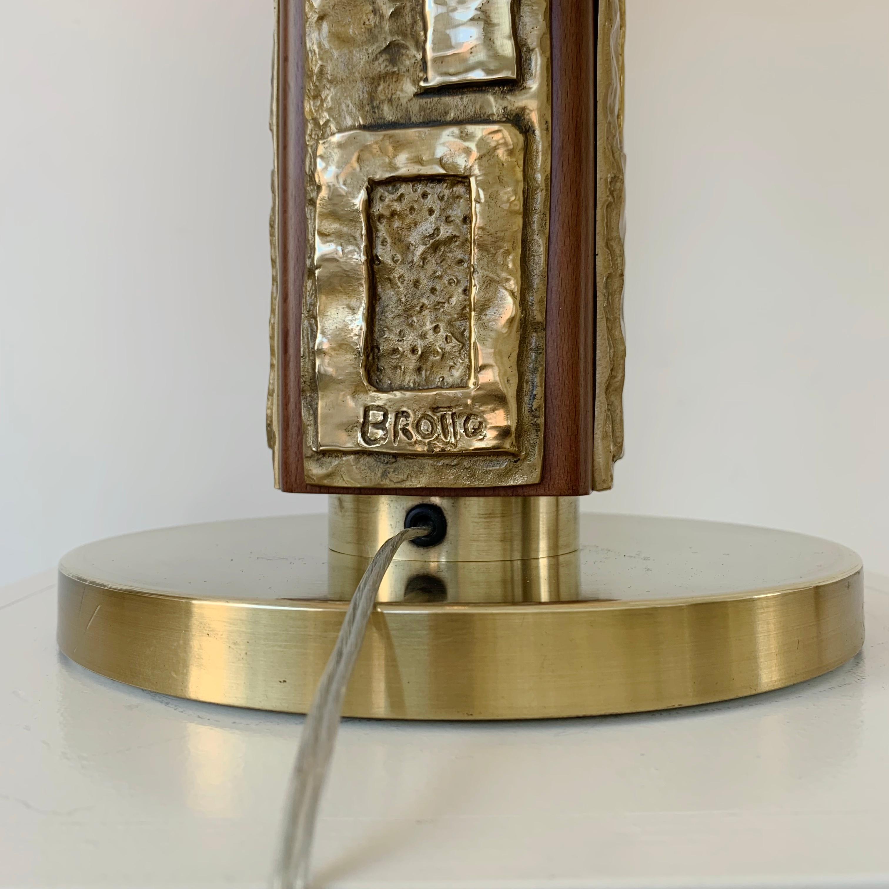 Angelo Brotto Signed Large Bronze Table Lamp, circa 1970, Italy For Sale 1