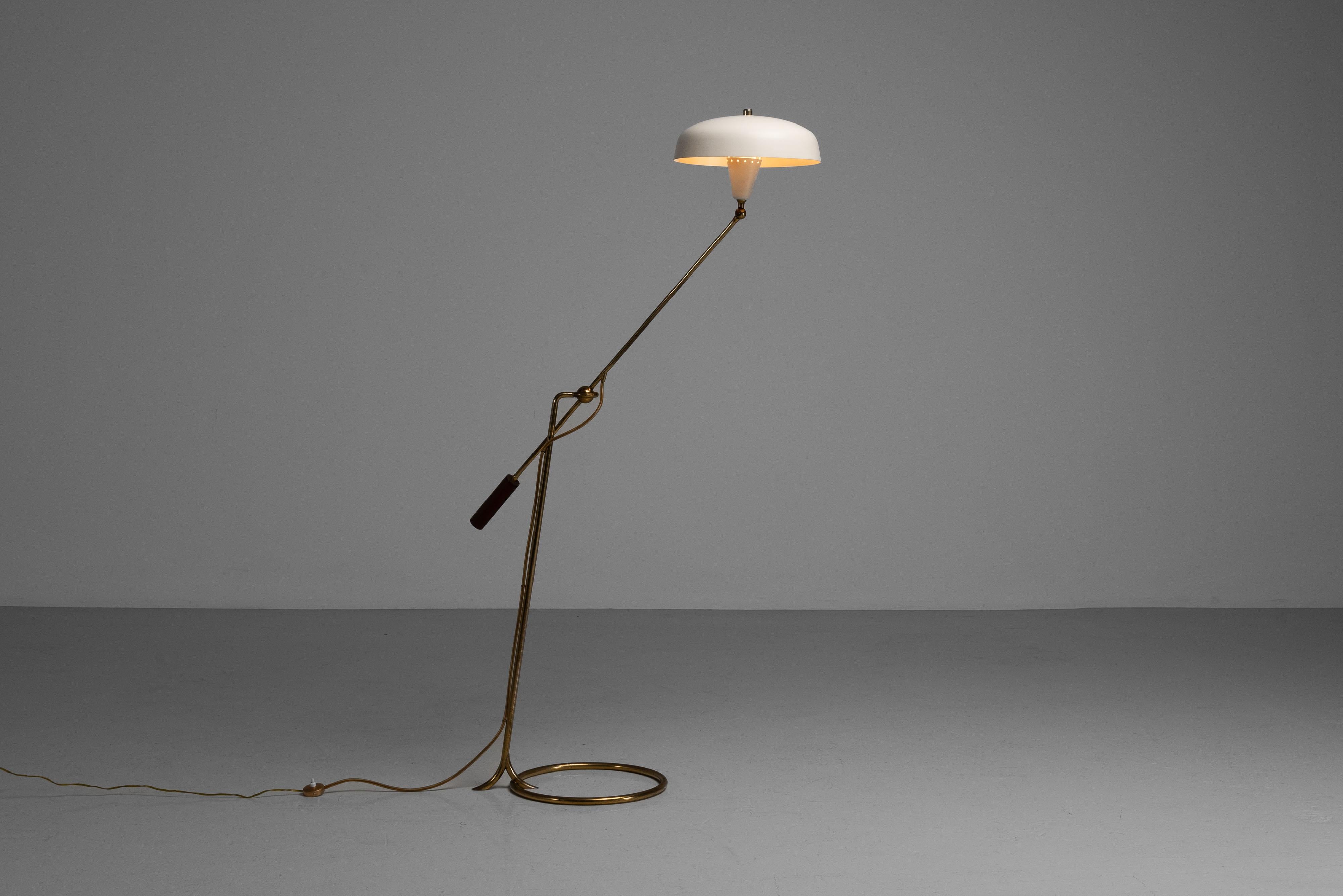 Angelo Lelii Arredoluce lámpara de pie regulable Italia 1951 Italiano en venta