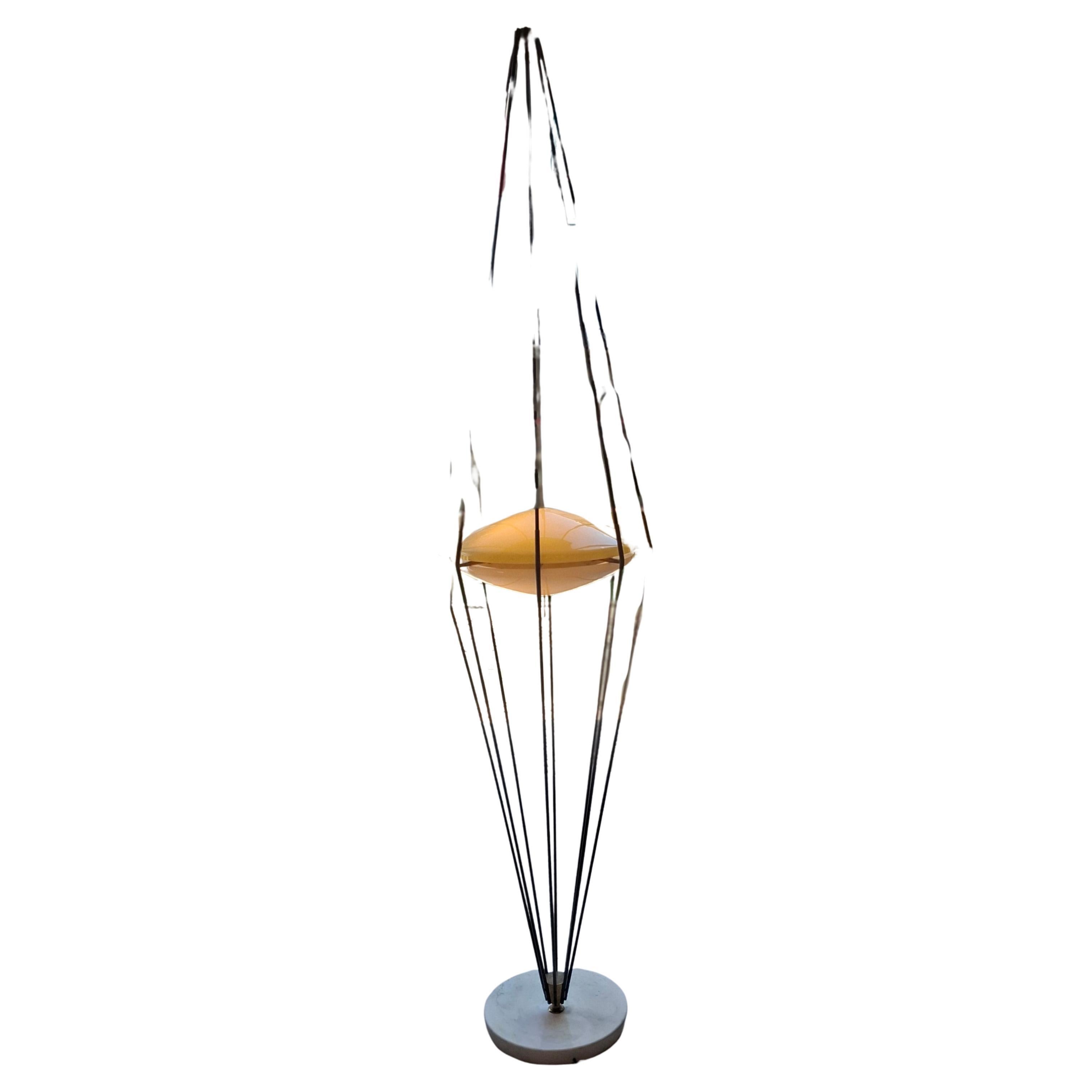 Angelo Lelii Arredoluce Stehleuchte Marbre Messing Eisen Plexiglas Siluro 1957 IT im Angebot