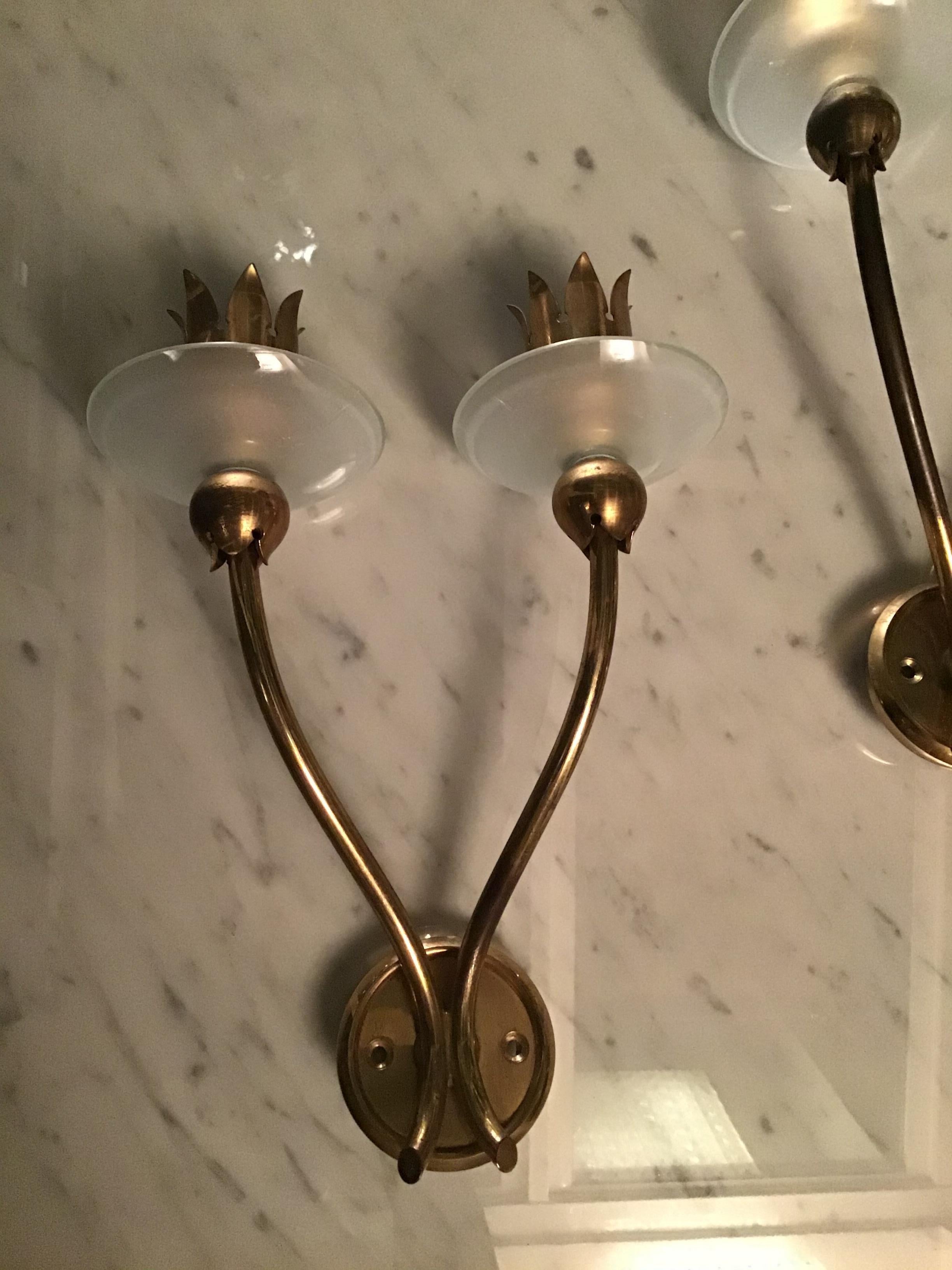 Angelo Lelii Arredoluce N 3 Apliques Latón Vidrio 1950 Italia en venta 4
