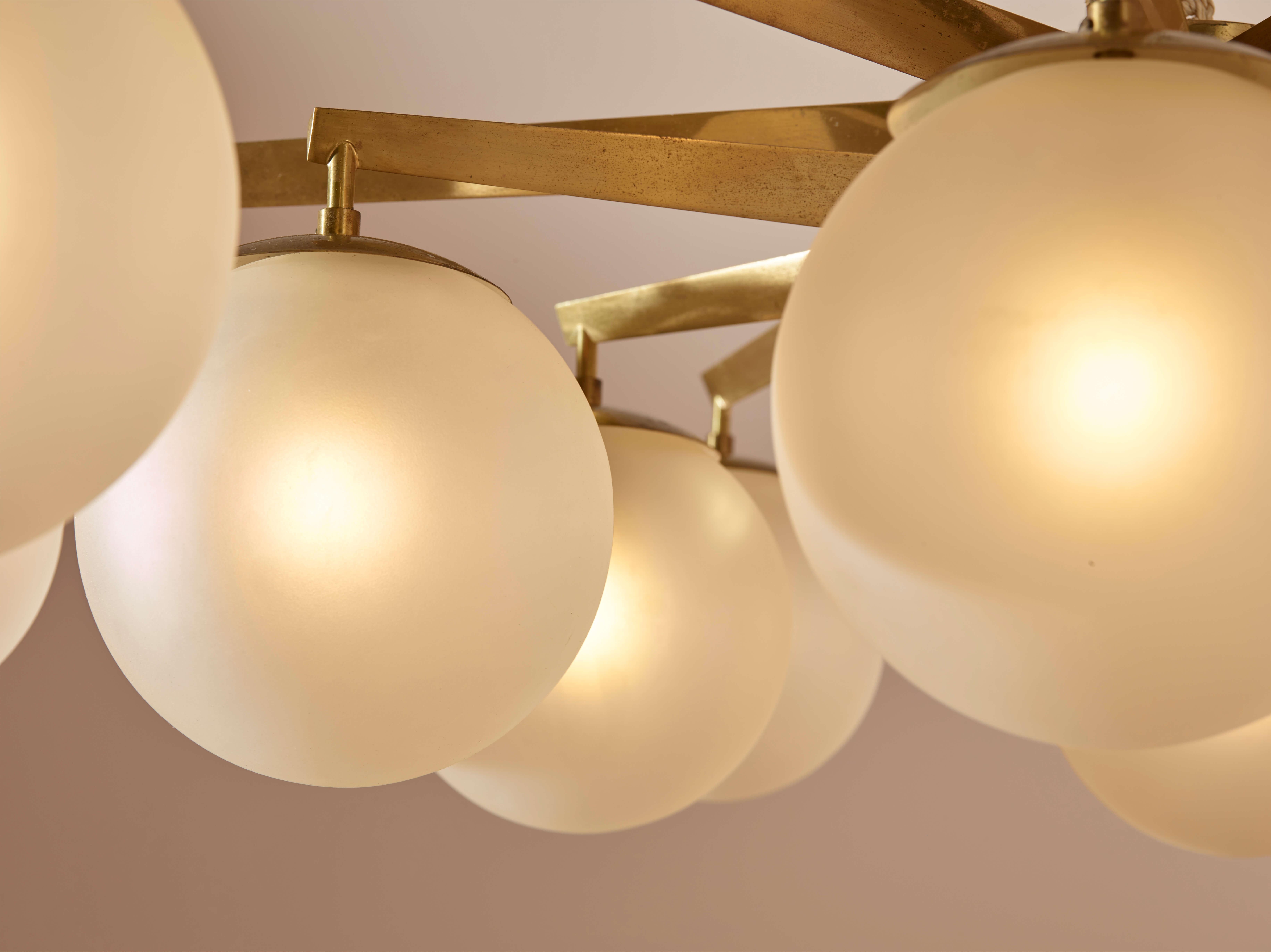 Angelo Lelii certified 'Stella a 12' brass & glass chandelier by Arredoluce 1958 In Good Condition In Chiavari, Liguria
