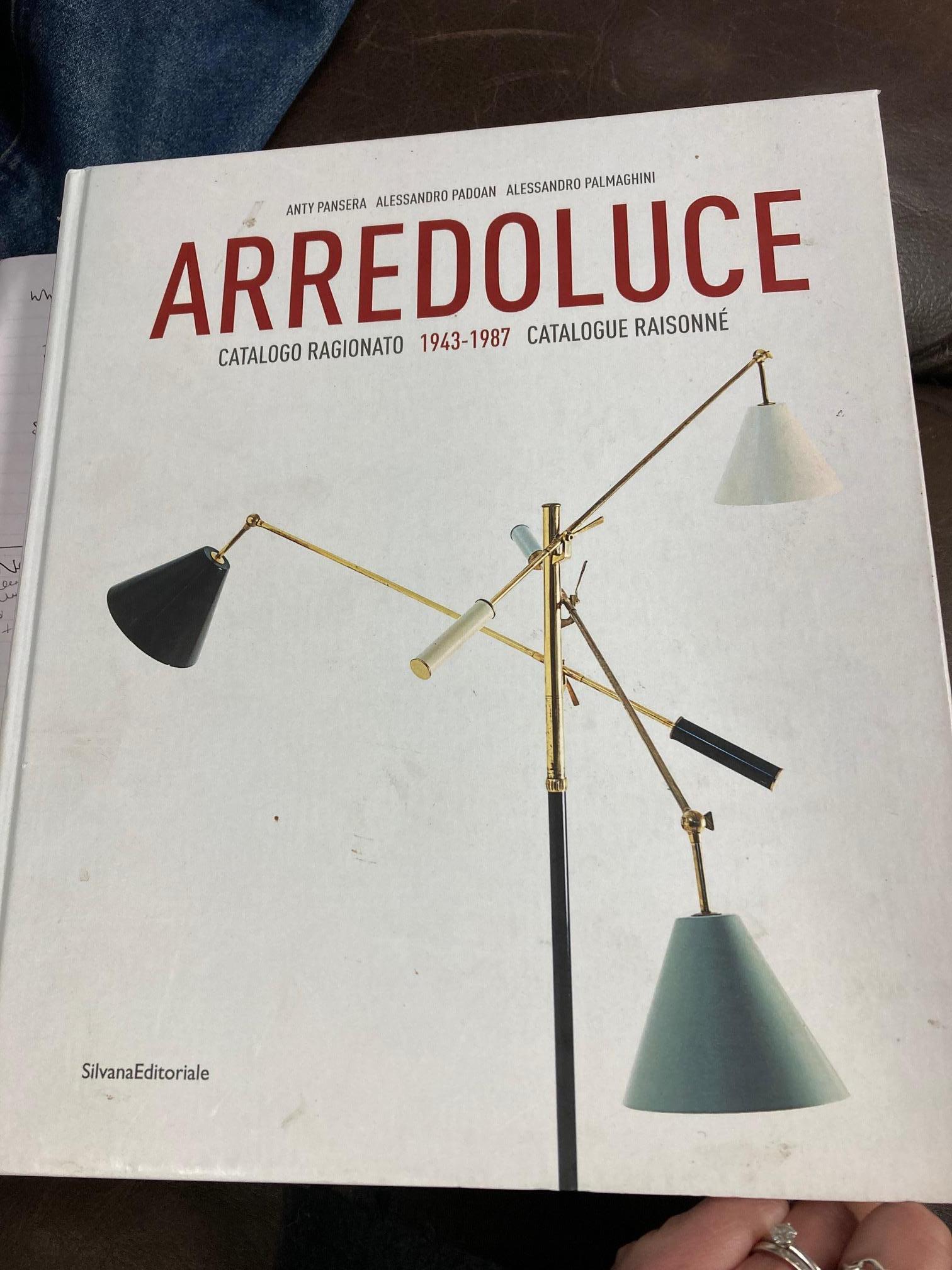 Angelo Lelii, Lampada da tavolo o da scrivania, modello 12401, Arredoluce, Italia, circa 1952 in vendita 5