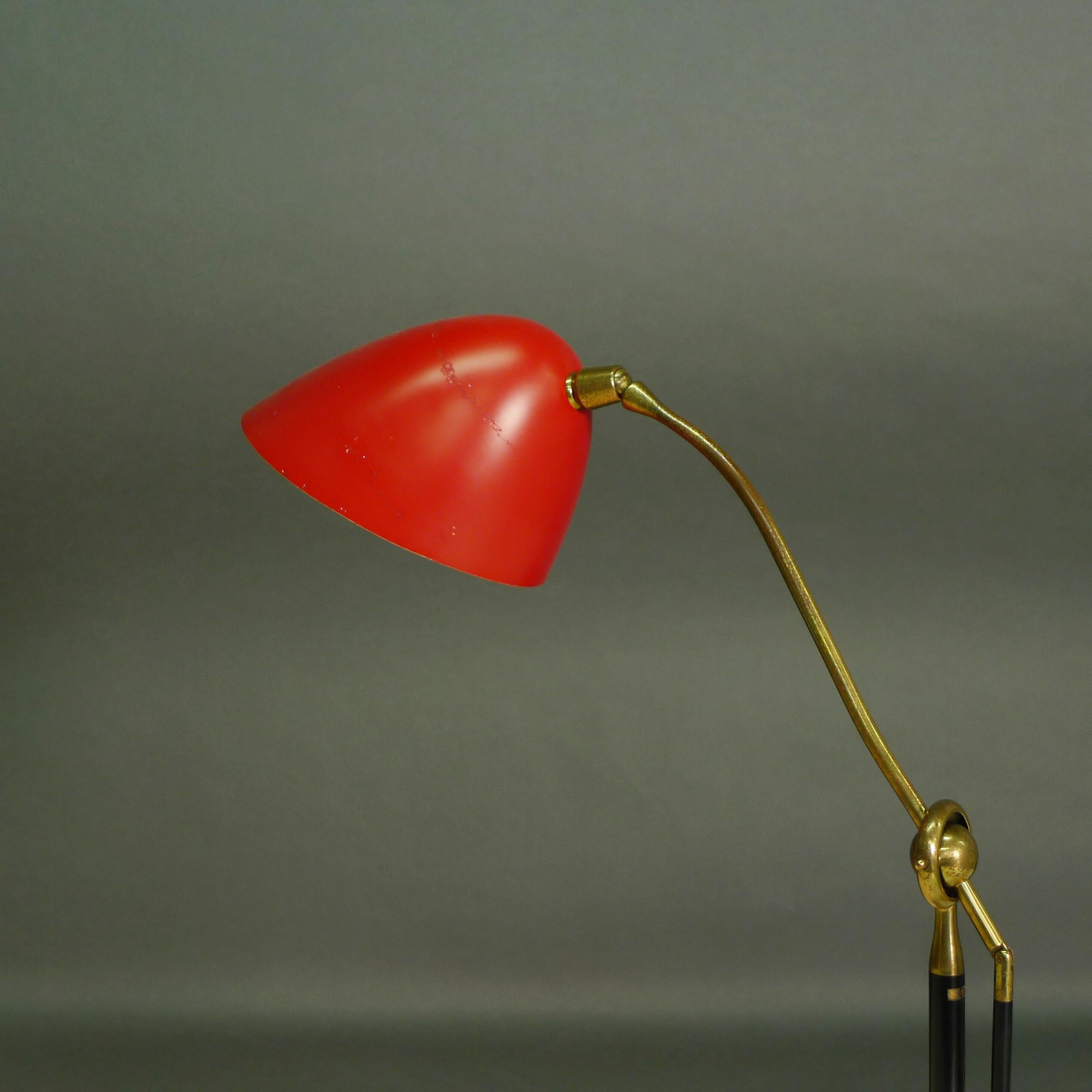 Alluminio Angelo Lelii, Lampada da tavolo o da scrivania, modello 12401, Arredoluce, Italia, circa 1952 in vendita