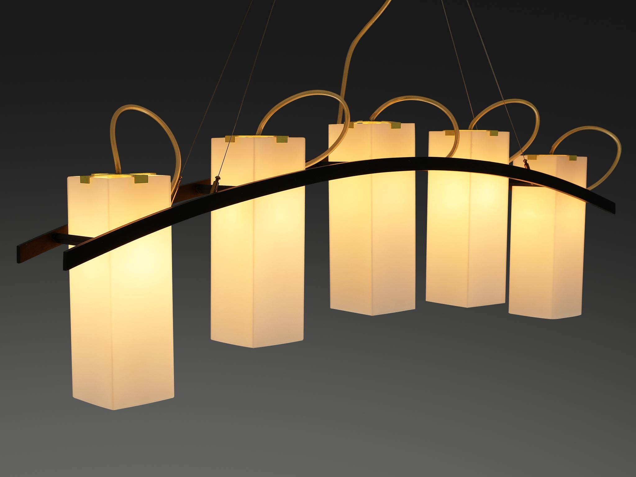 Mid-Century moderno Angelo Lelii per Arredoluce Lampadario '12701' in ottone e vetro opalino in vendita