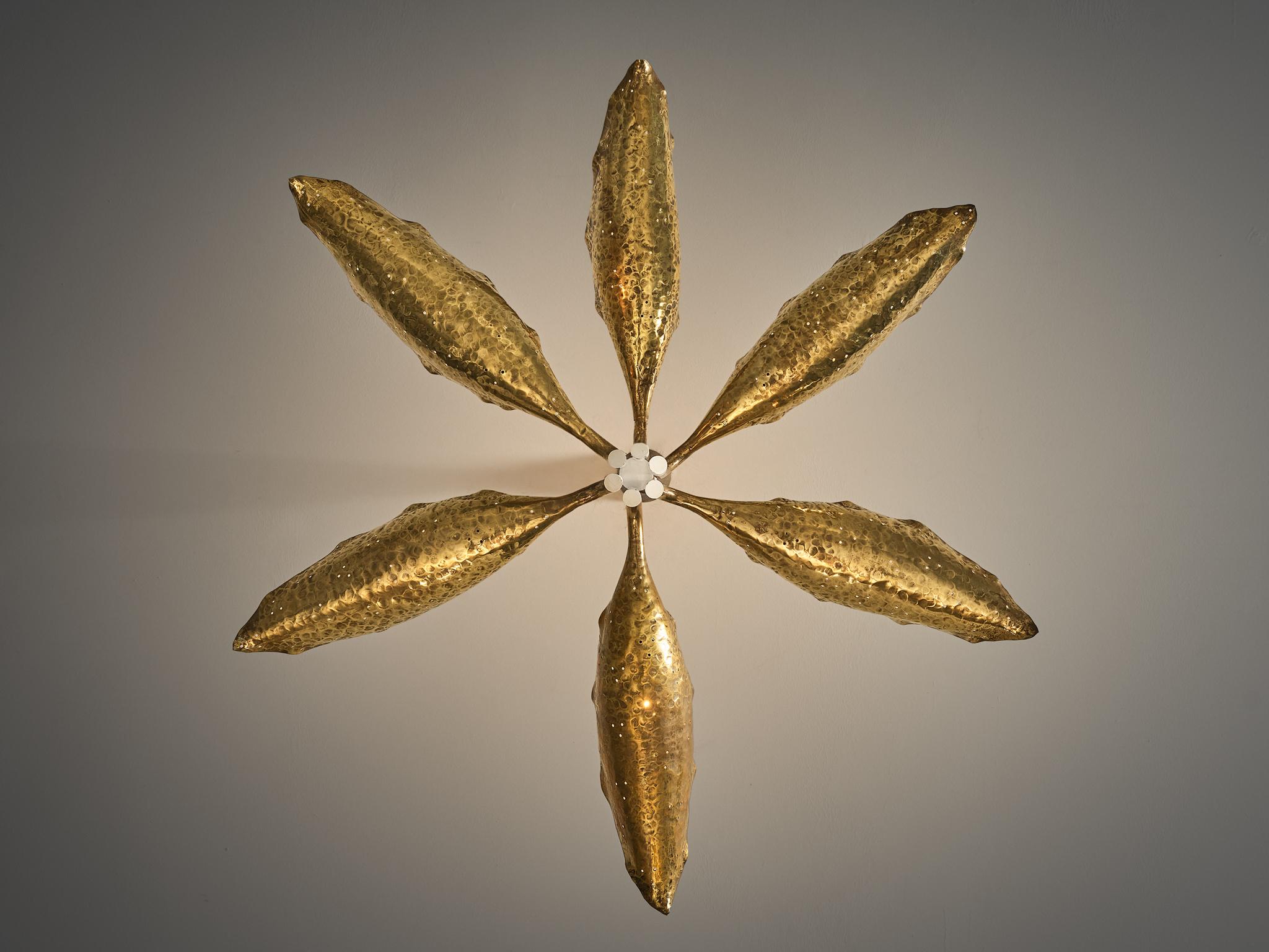 Mid-20th Century Angelo Lelii for Arredoluce Chandelier in Hammered Brass  For Sale