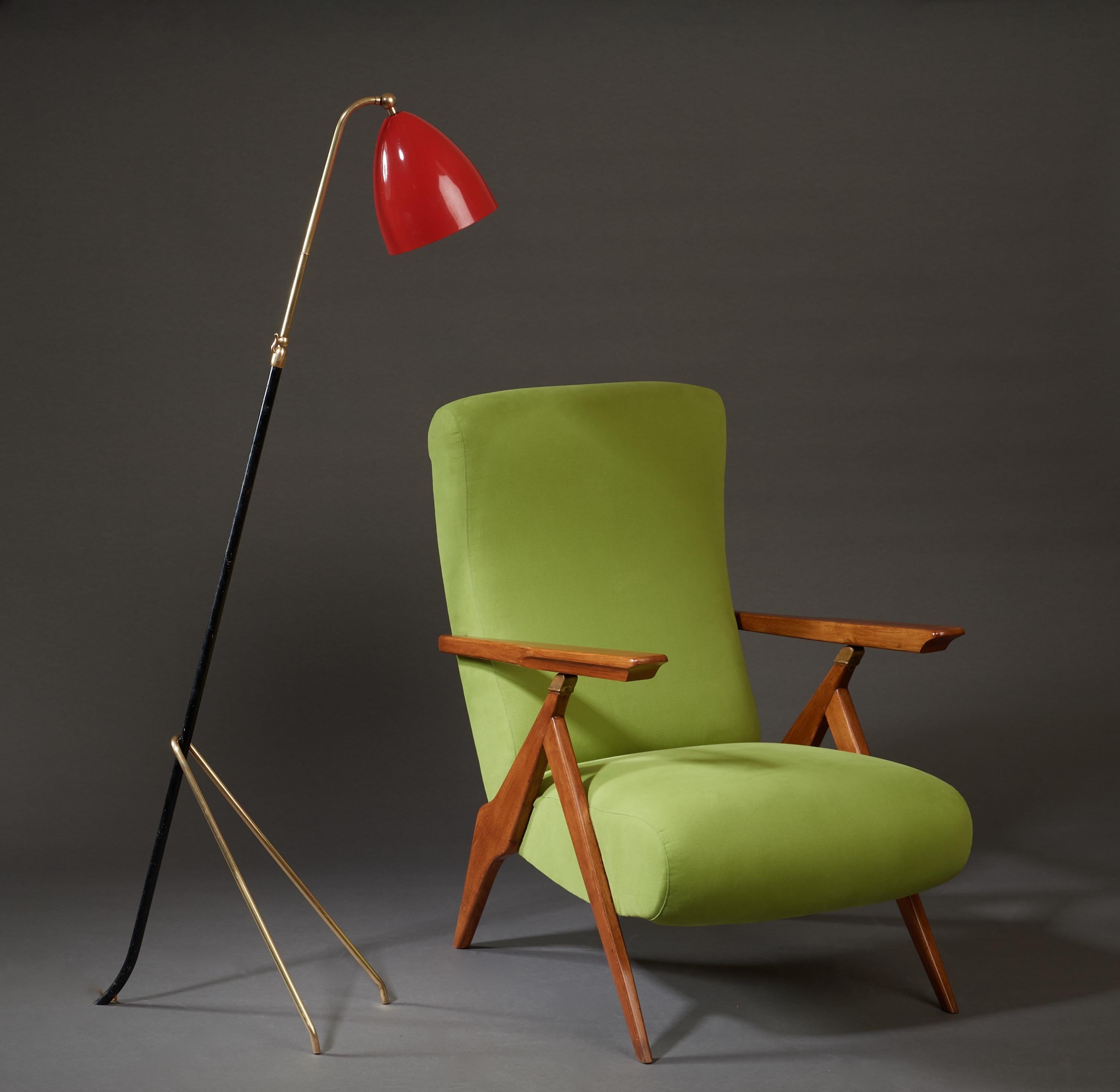 Angelo Lelii (1911-1979)

An elegant, adjustable floor lamp by Angelo Lelii (sometimes spelled Angelo Lelli), for his pioneering lighting firm Arredoluce. A graceful tripartite base curves two polished brass forelegs around a black-lacquered iron