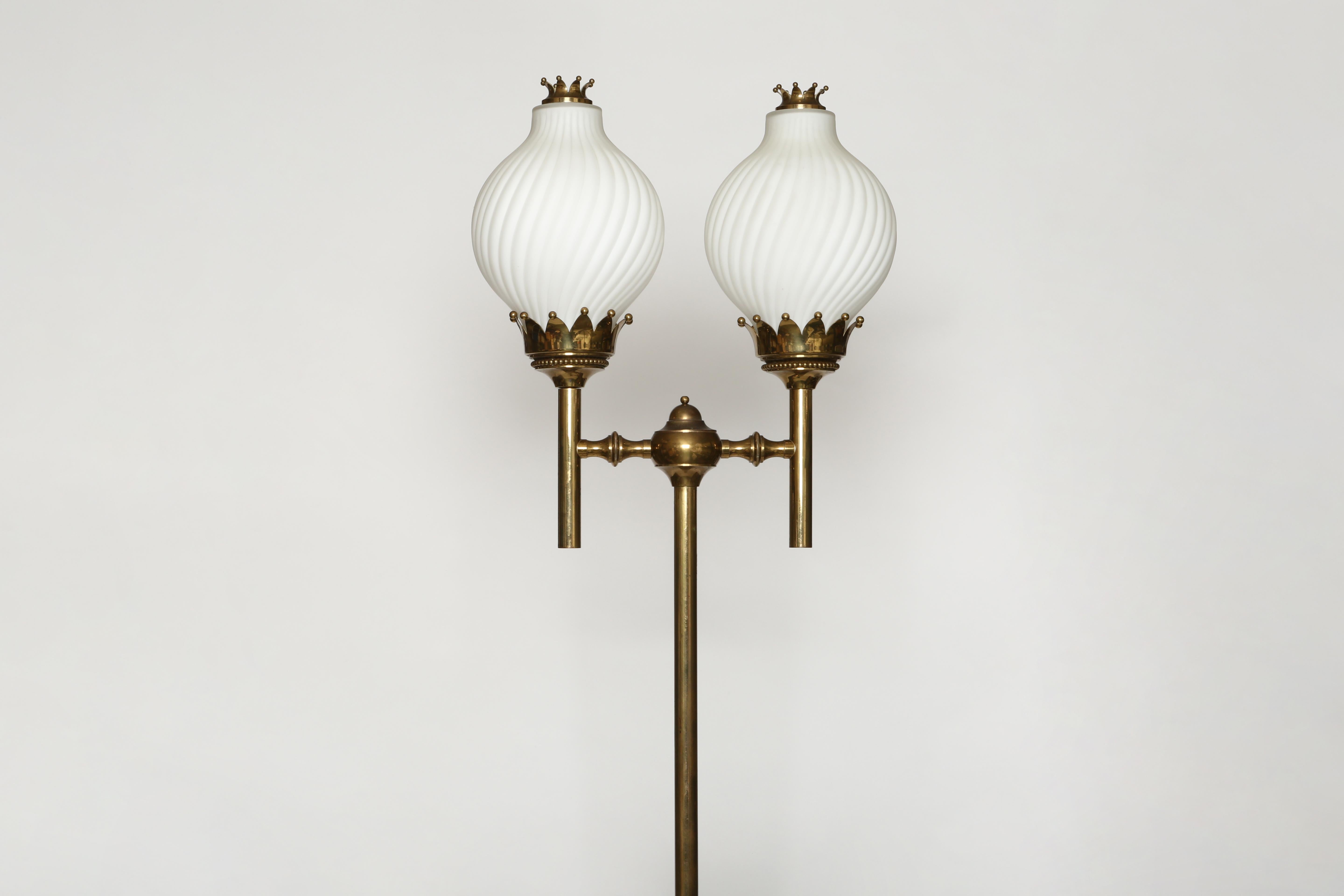 Mid-Century Modern Angelo Lelii for Arredoluce floor lamp, Italy circa 1960s For Sale