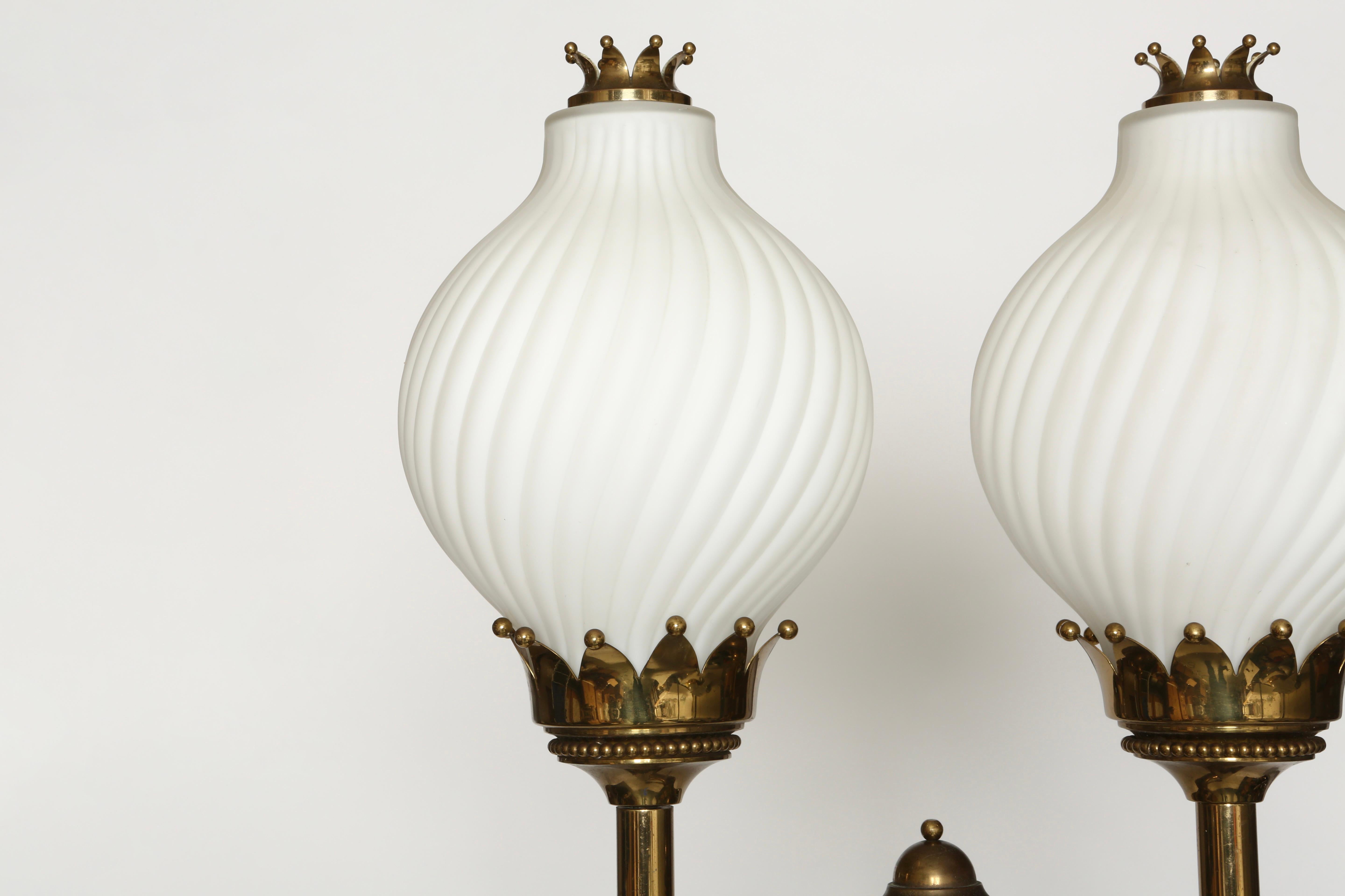 Angelo Lelii for Arredoluce floor lamp, Italy circa 1960s In Good Condition For Sale In Brooklyn, NY