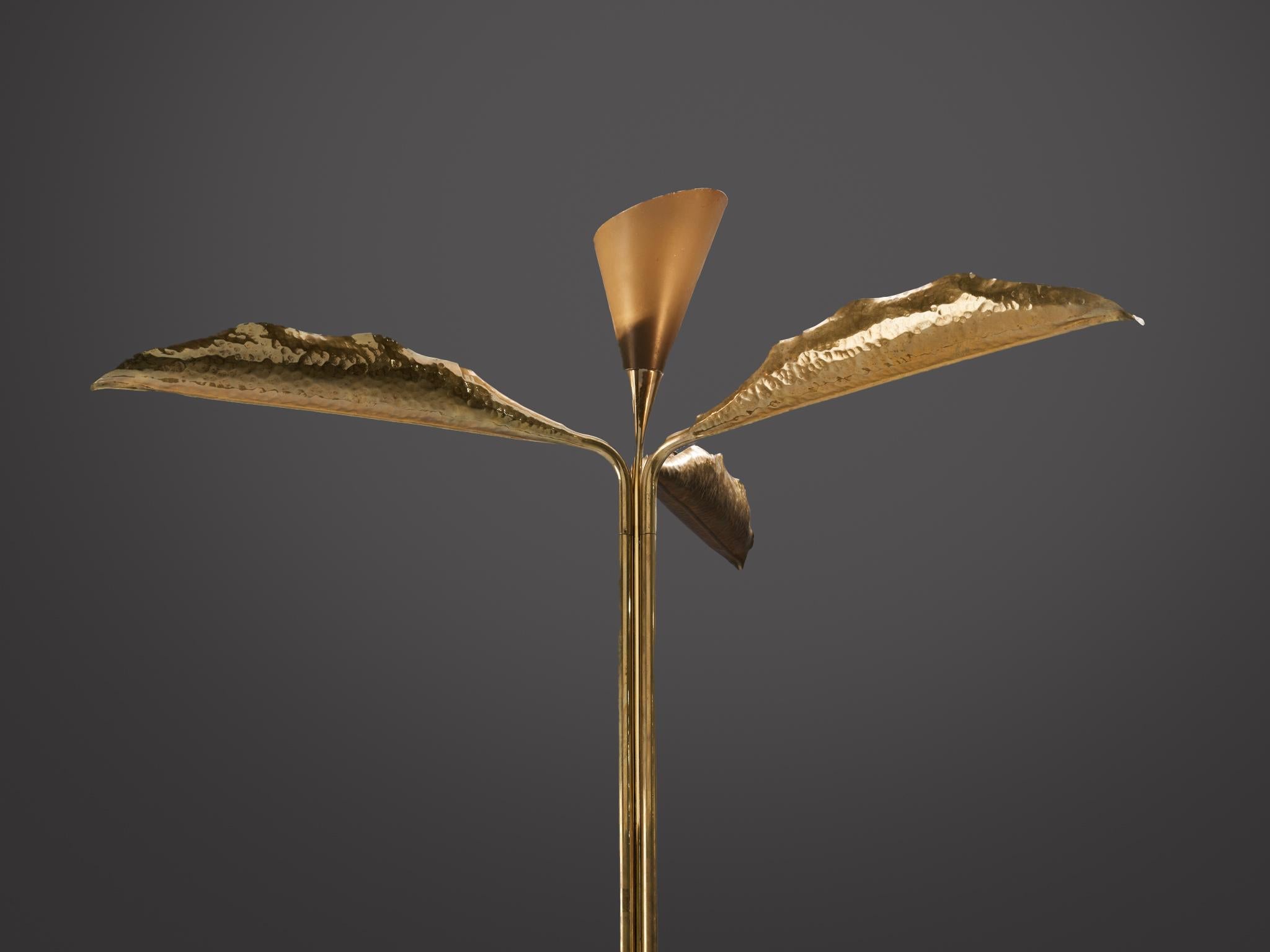 Mid-Century Modern Angelo Lelii for Arredoluce Floor Lamp with Leaves in Hammered Brass