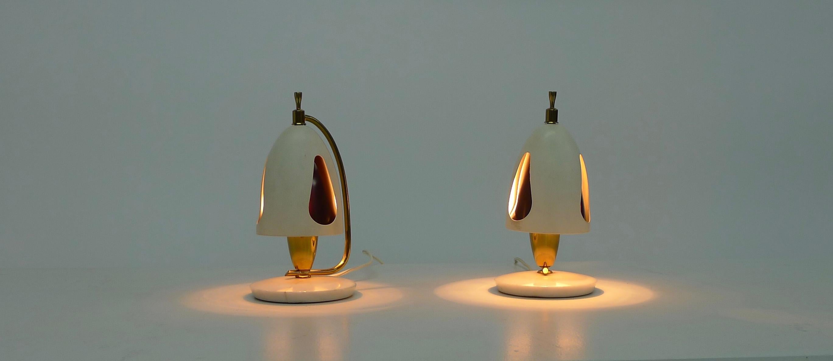 Angelo Lelii per Arredoluce, Coppia di lampade da tavolo italiane, modello 12398, 1952 in vendita 5
