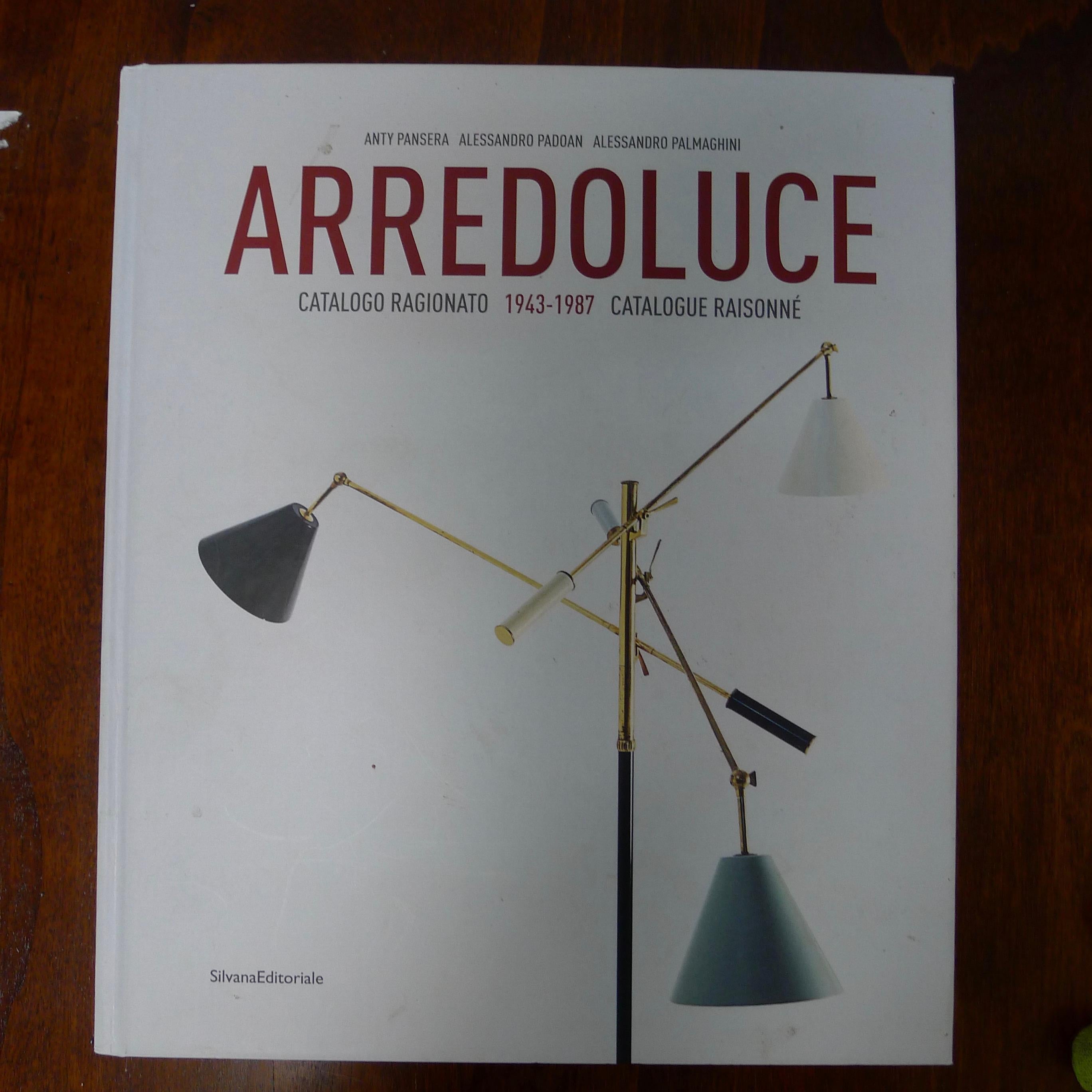 Angelo Lelii per Arredoluce, Coppia di lampade da tavolo italiane, modello 12398, 1952 in vendita 6