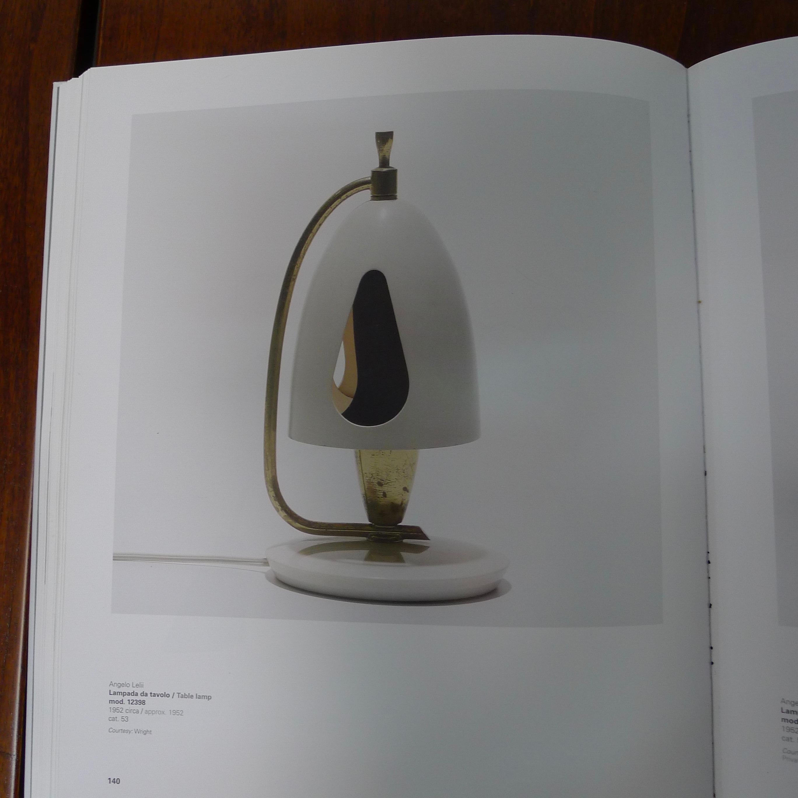 Angelo Lelii per Arredoluce, Coppia di lampade da tavolo italiane, modello 12398, 1952 in vendita 8
