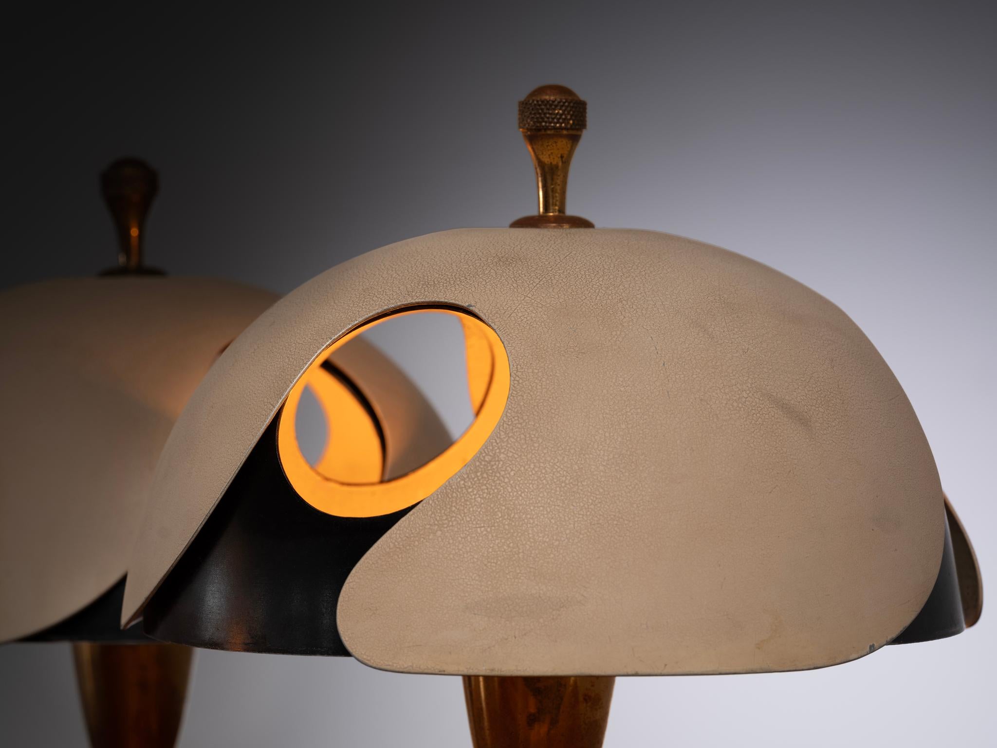 Angelo Lelii para Arredoluce Raro par de lámparas de mesa Moderno de mediados de siglo en venta