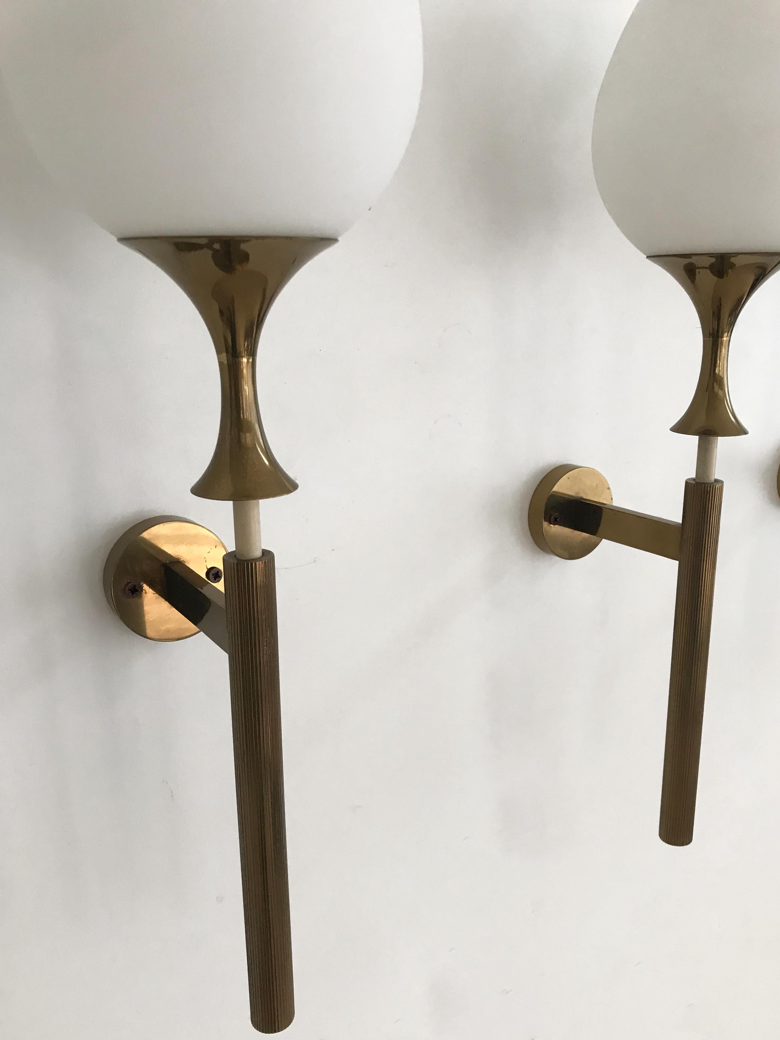 Angelo Lelii Italian Midcentury Glass Brass Sconces Wall Lamps Arredoluce 1950s For Sale 9