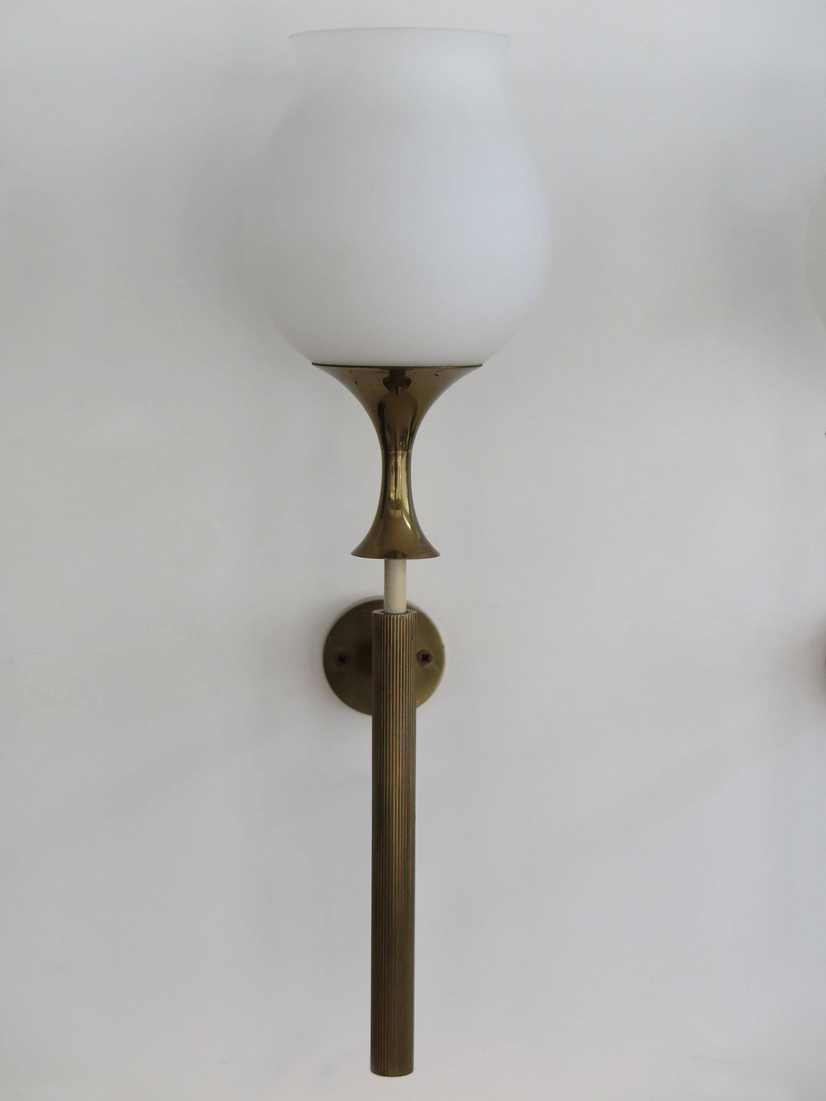Angelo Lelii Italian Midcentury Glass Brass Sconces Wall Lamps Arredoluce 1950s For Sale 3
