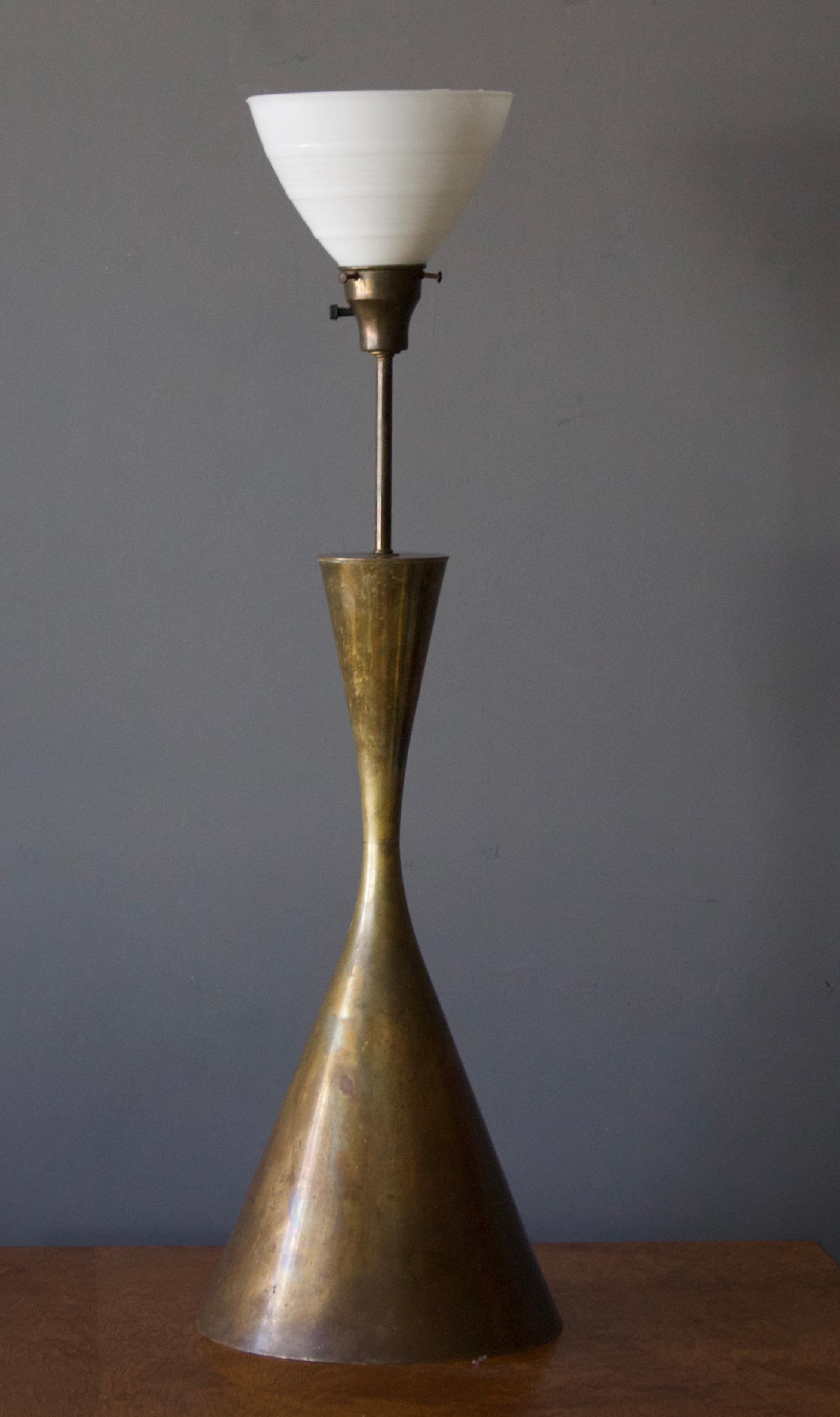 Mid-Century Modern Angelo Lelii, Large Table Lamp, Brass, Arredoluce, Monza, Italy, 1960s