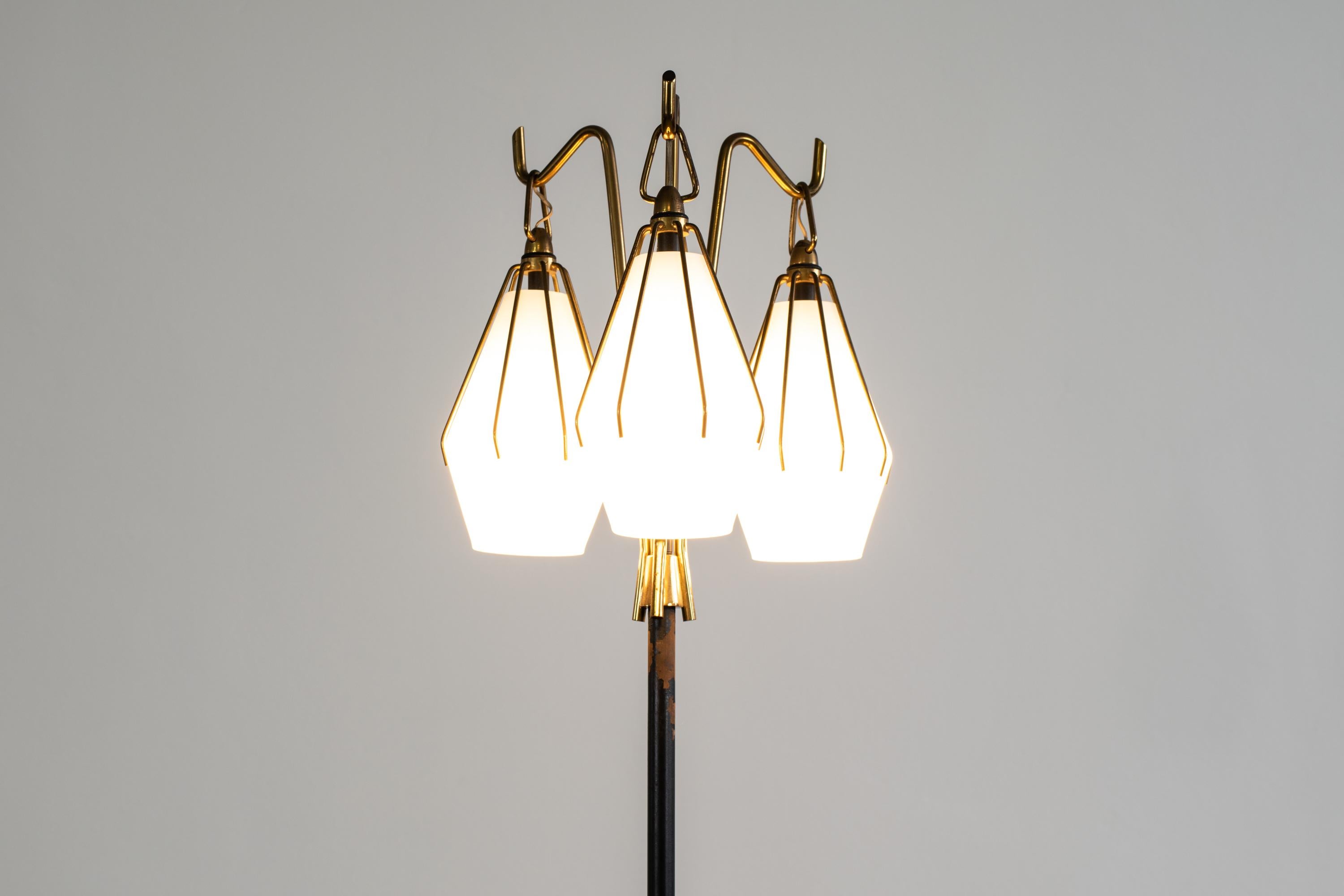 Angelo Lelii Metallic Floor Lamp with Three Glass Elements Arredoluce, 1950 In Good Condition In Montecatini Terme, IT