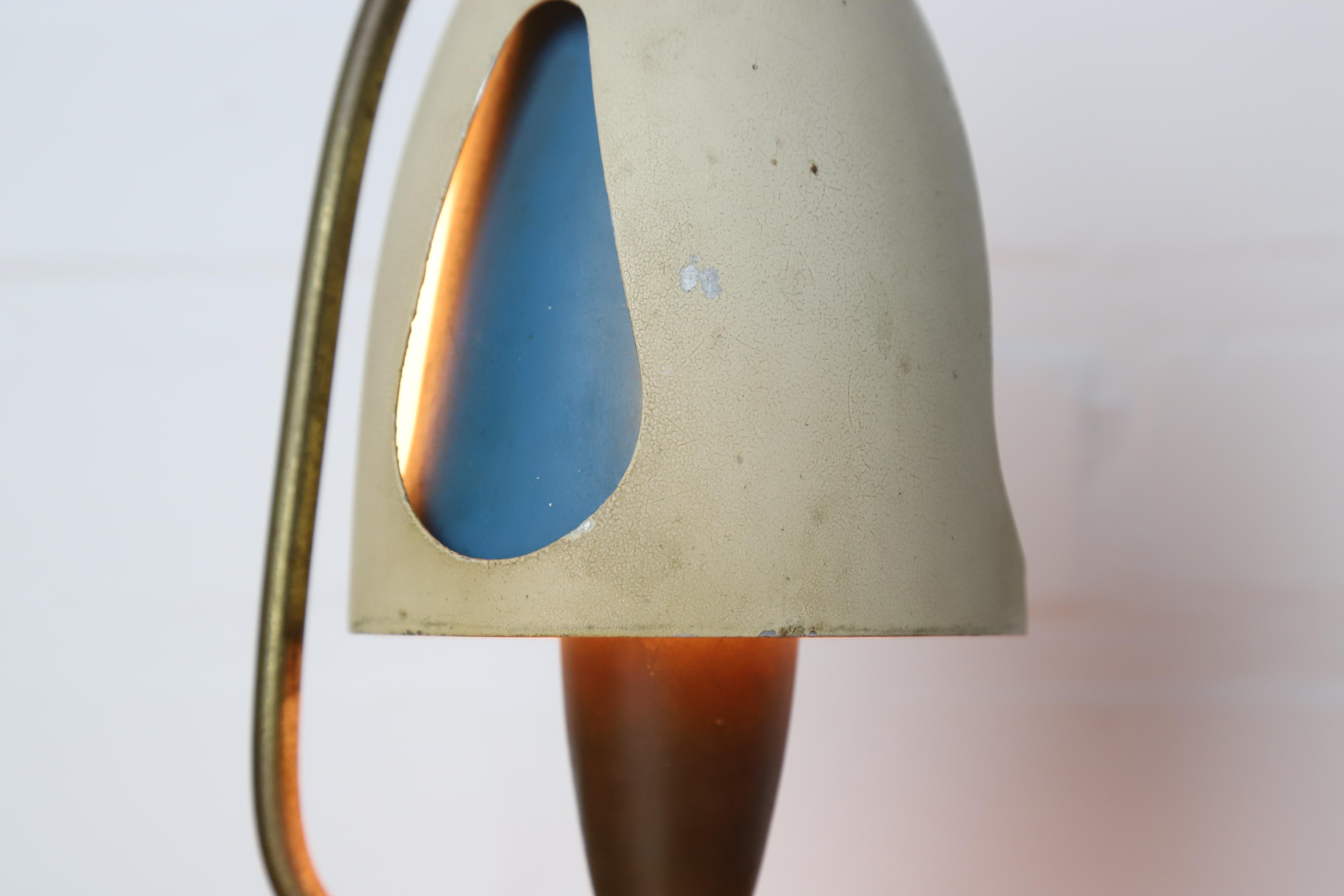 Angelo Lelii 'mod. 12398' Tischlampe für Arredoluce, ca. 1952 (Lackiert) im Angebot