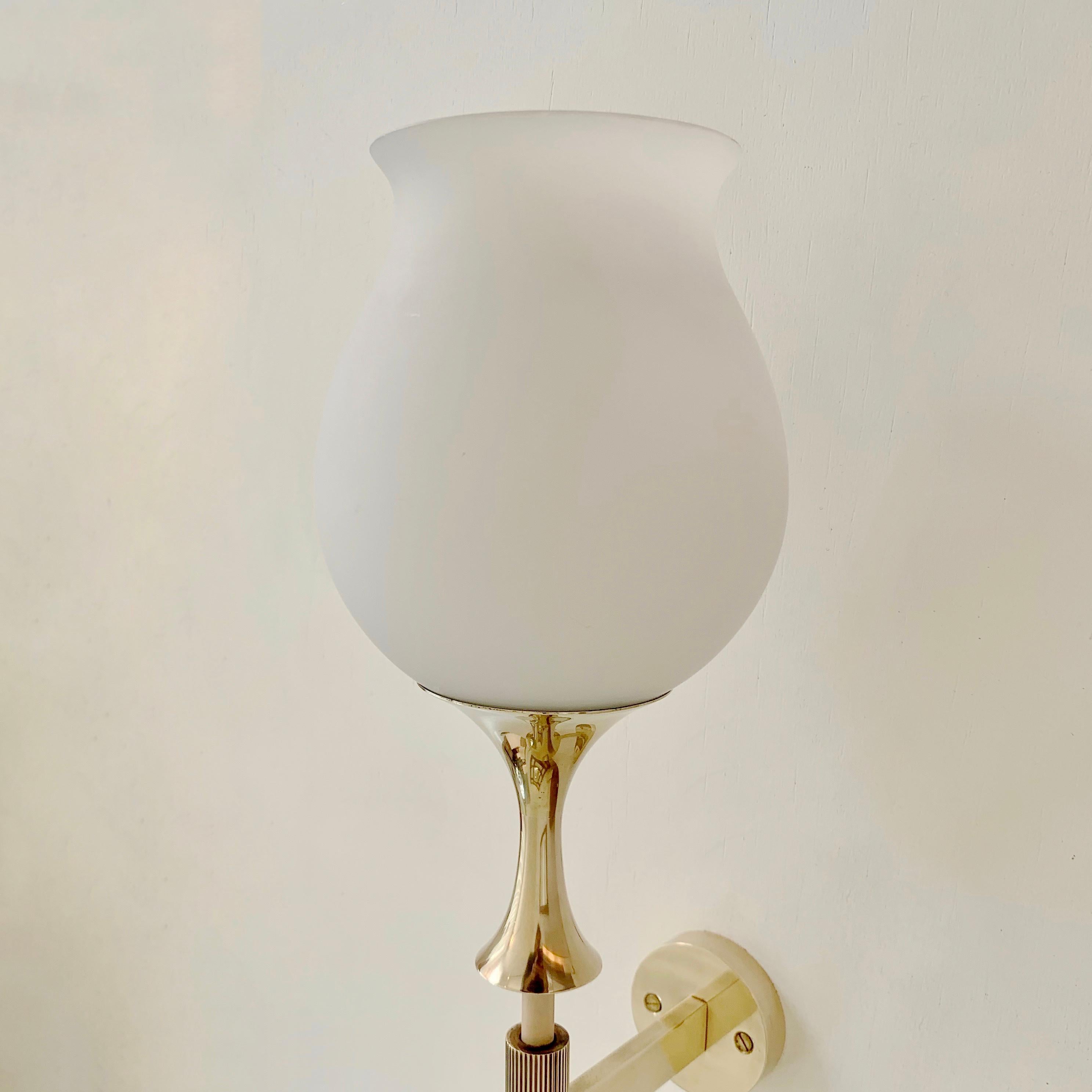 Angelo Lelii Coppia di lampade in ottone di Arredoluce, circa 1956, Italia. in vendita 2