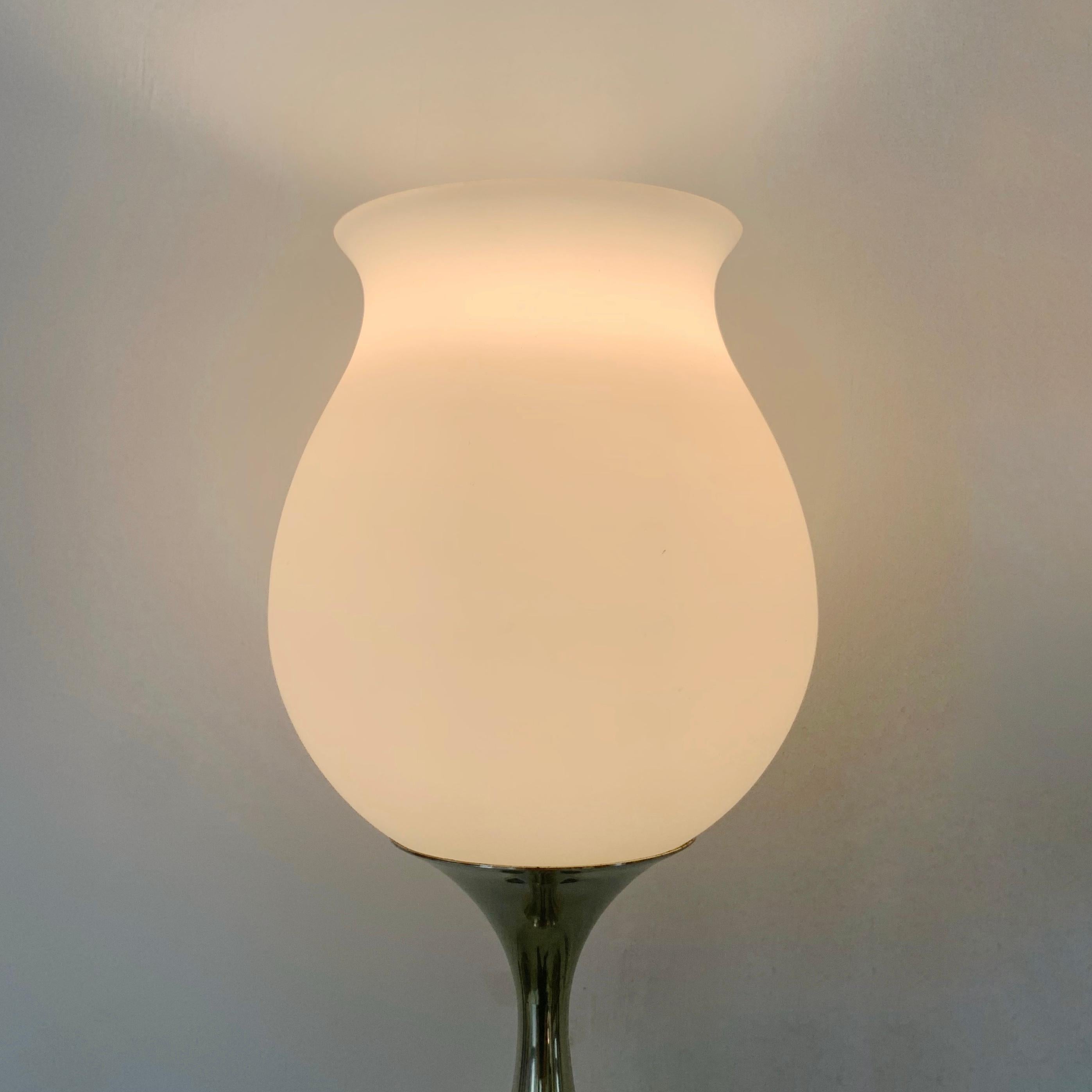 Angelo Lelii Coppia di lampade in ottone di Arredoluce, circa 1956, Italia. in vendita 7