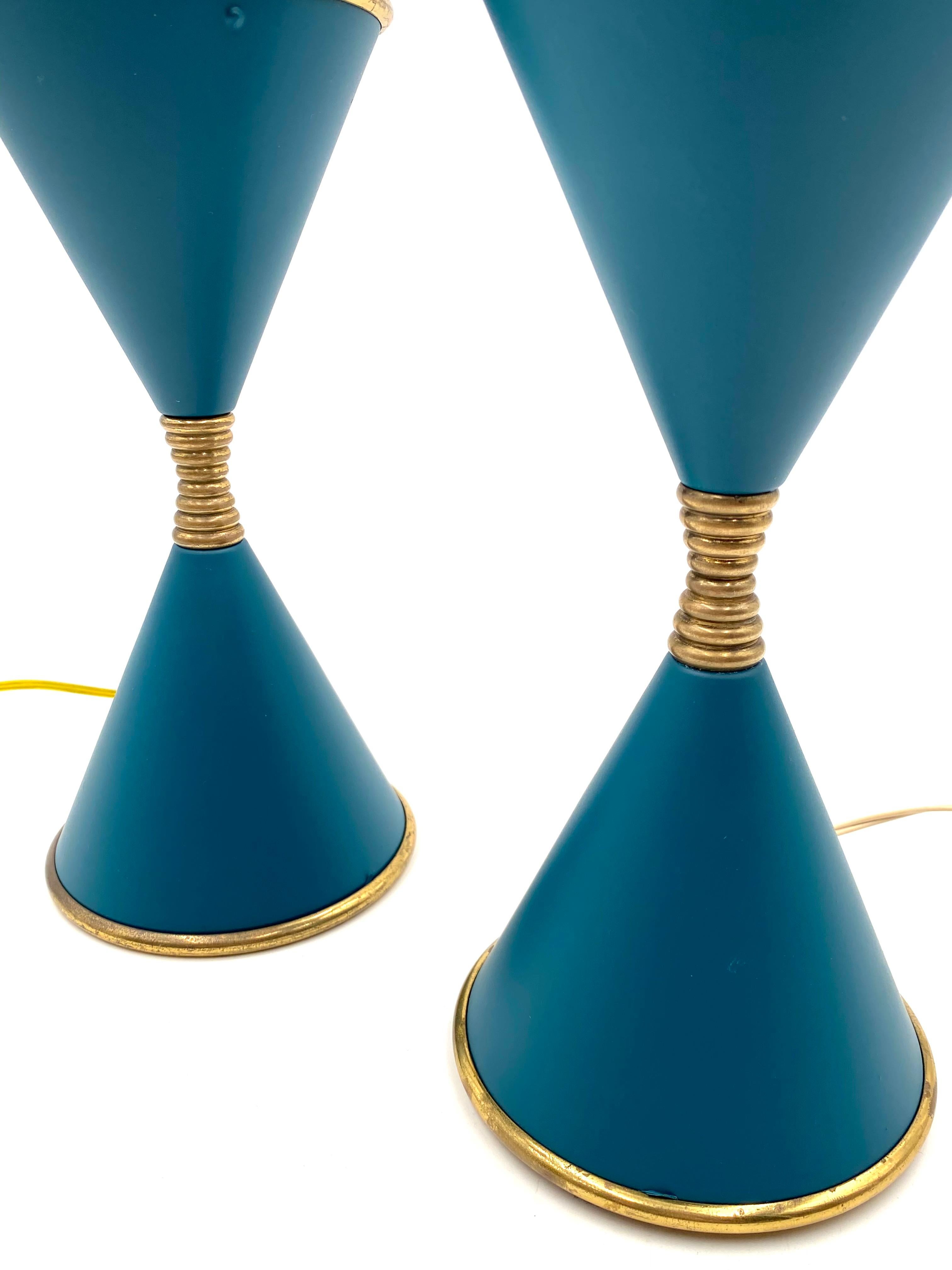 Angelo Lelii, Set of 2 'Clessidra' Table Lamps, Arredoluce, Milan Italy, 1960 In Excellent Condition For Sale In Firenze, IT