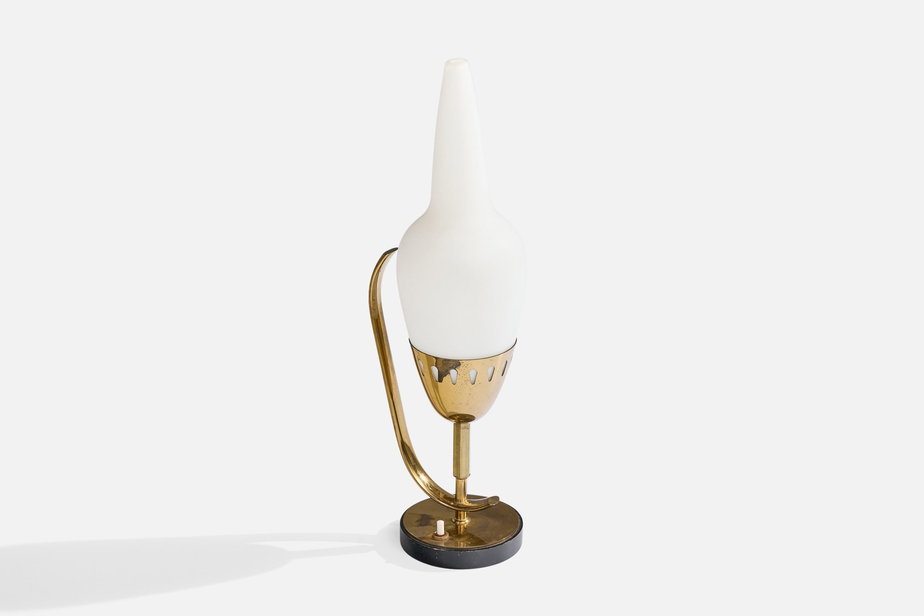 Italiano Angelo Lelii, Lampada da tavolo, Ottone, Metallo, Vetro, Italia, anni '50 in vendita