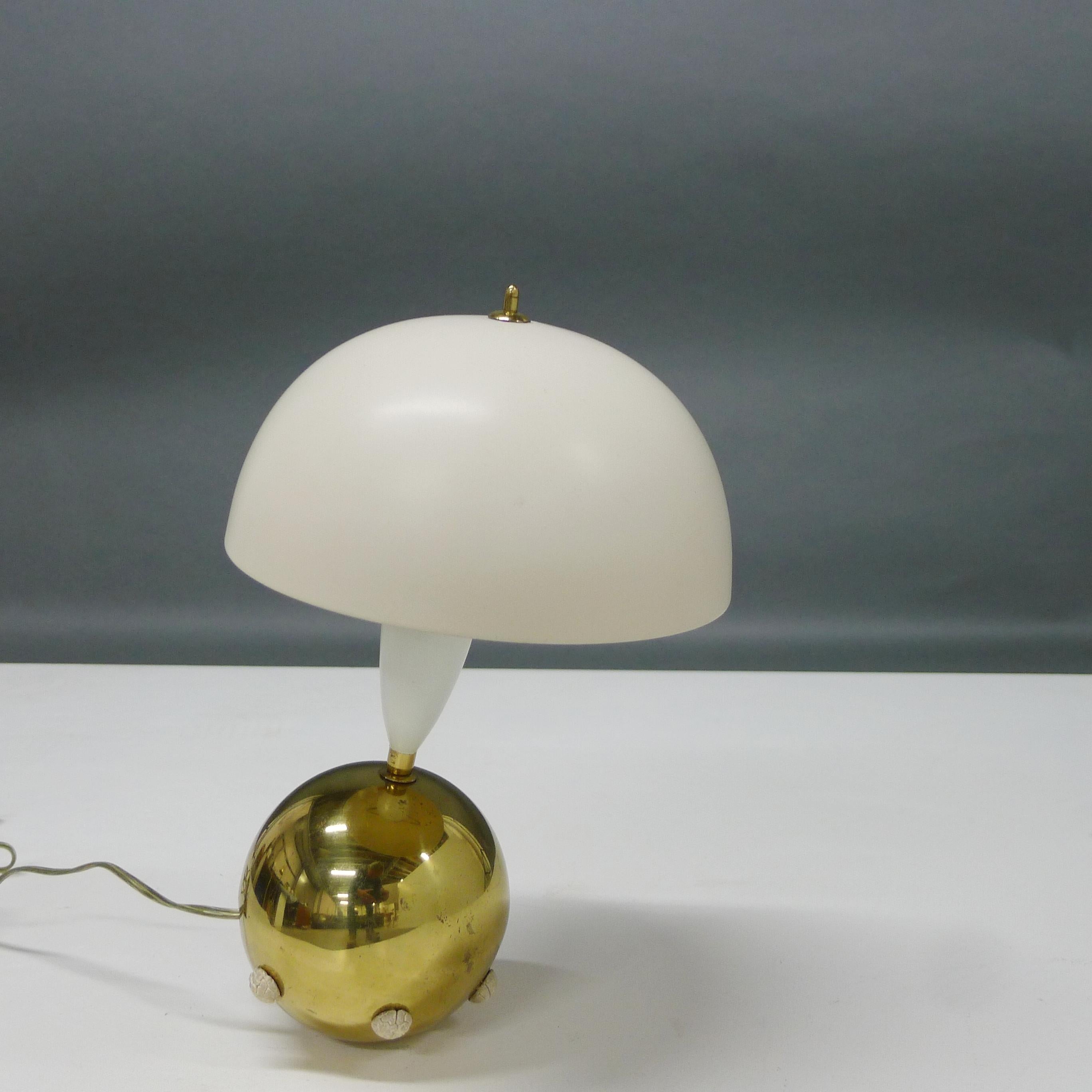 Angelo Lelii, Table Lamp, model 12405, designed circa 1952 for Arredoluce, Italy In Good Condition For Sale In Wargrave, Berkshire