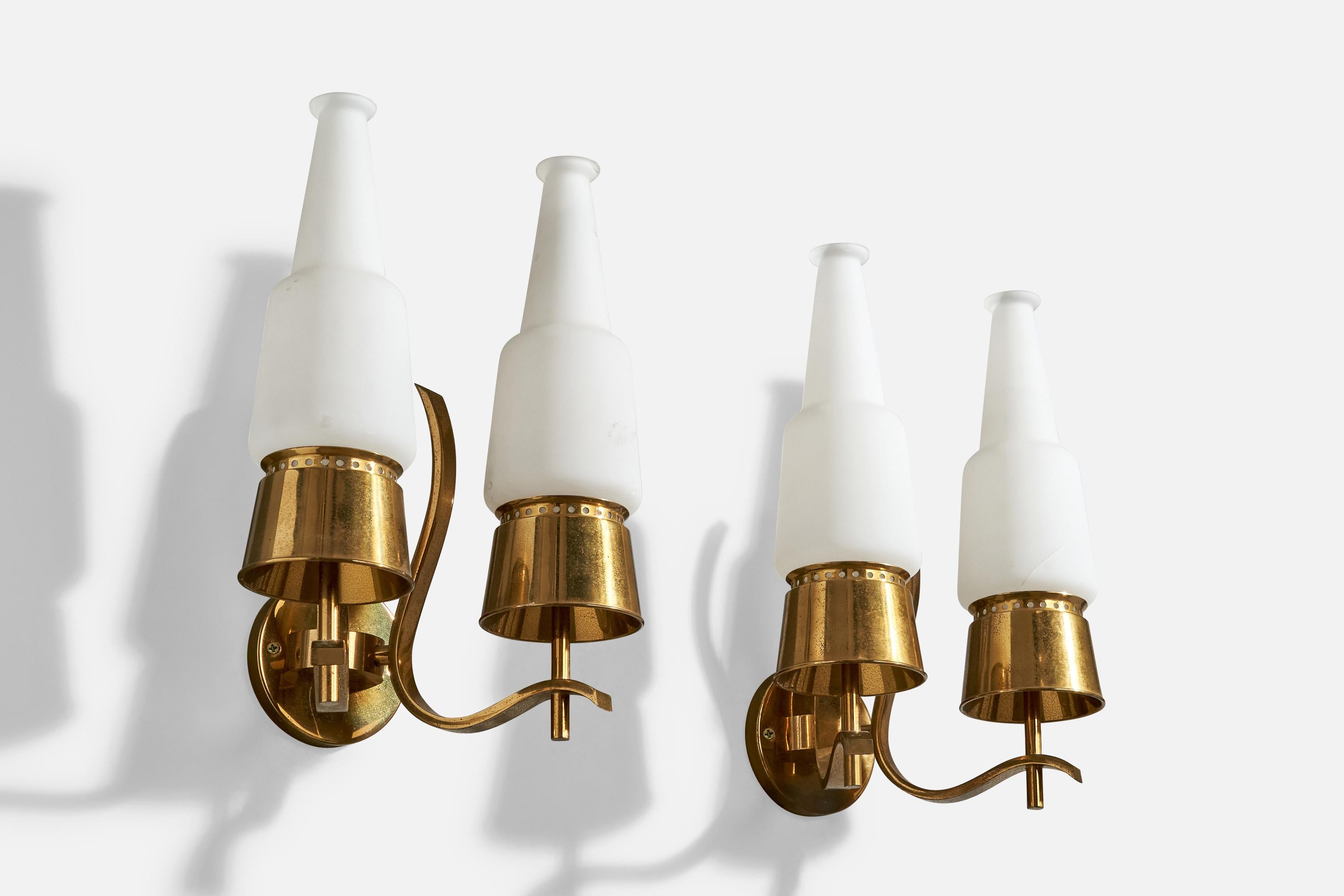 Angelo Lelii, Wall Lights, Messing, Glas, Italien, 1950er Jahre (Moderne der Mitte des Jahrhunderts) im Angebot