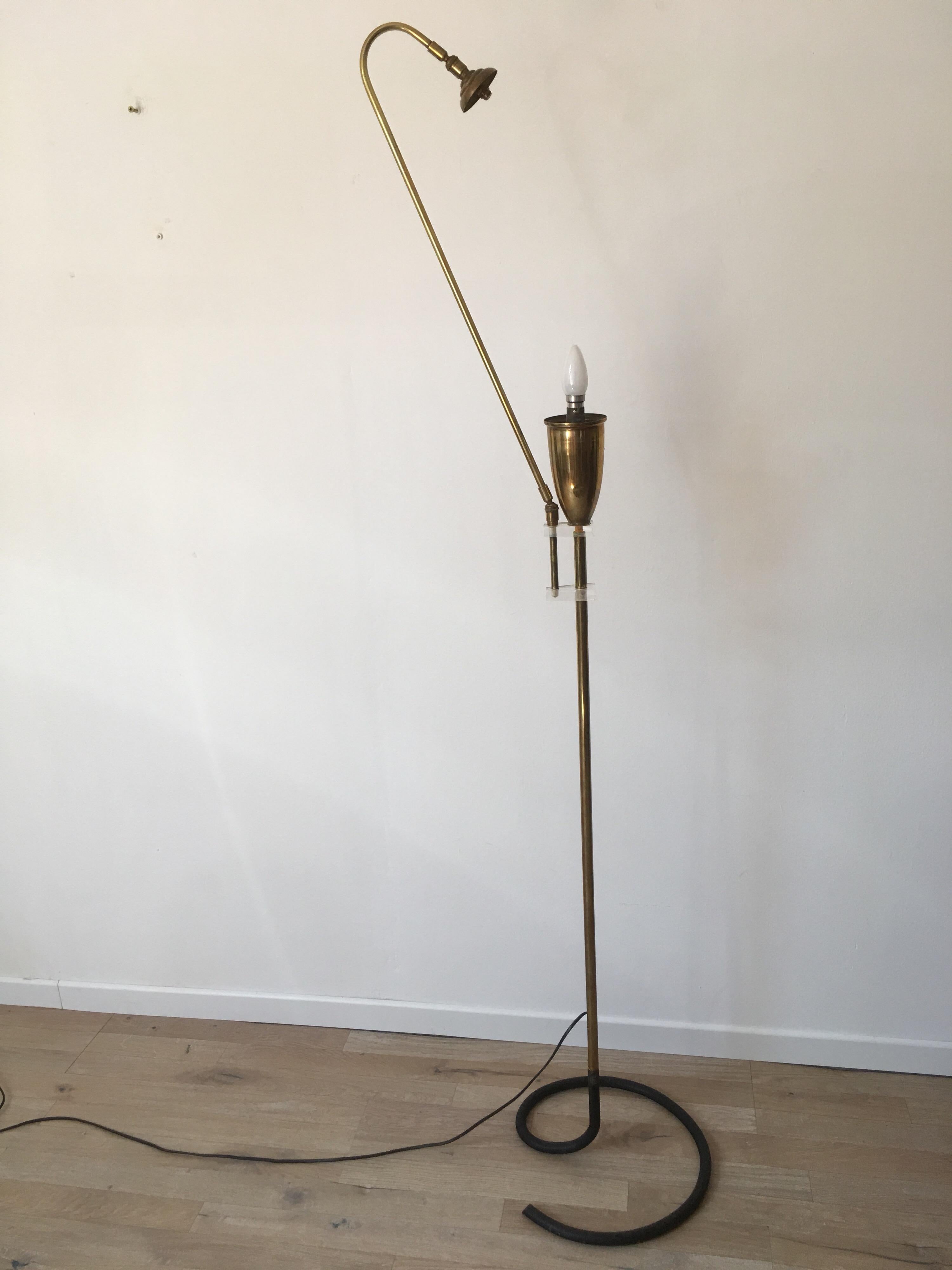 Mid-20th Century Angelo Lelli Attributed Brass and Plexiglass Floor Lamp, Arredoluce, Italy 1950s For Sale