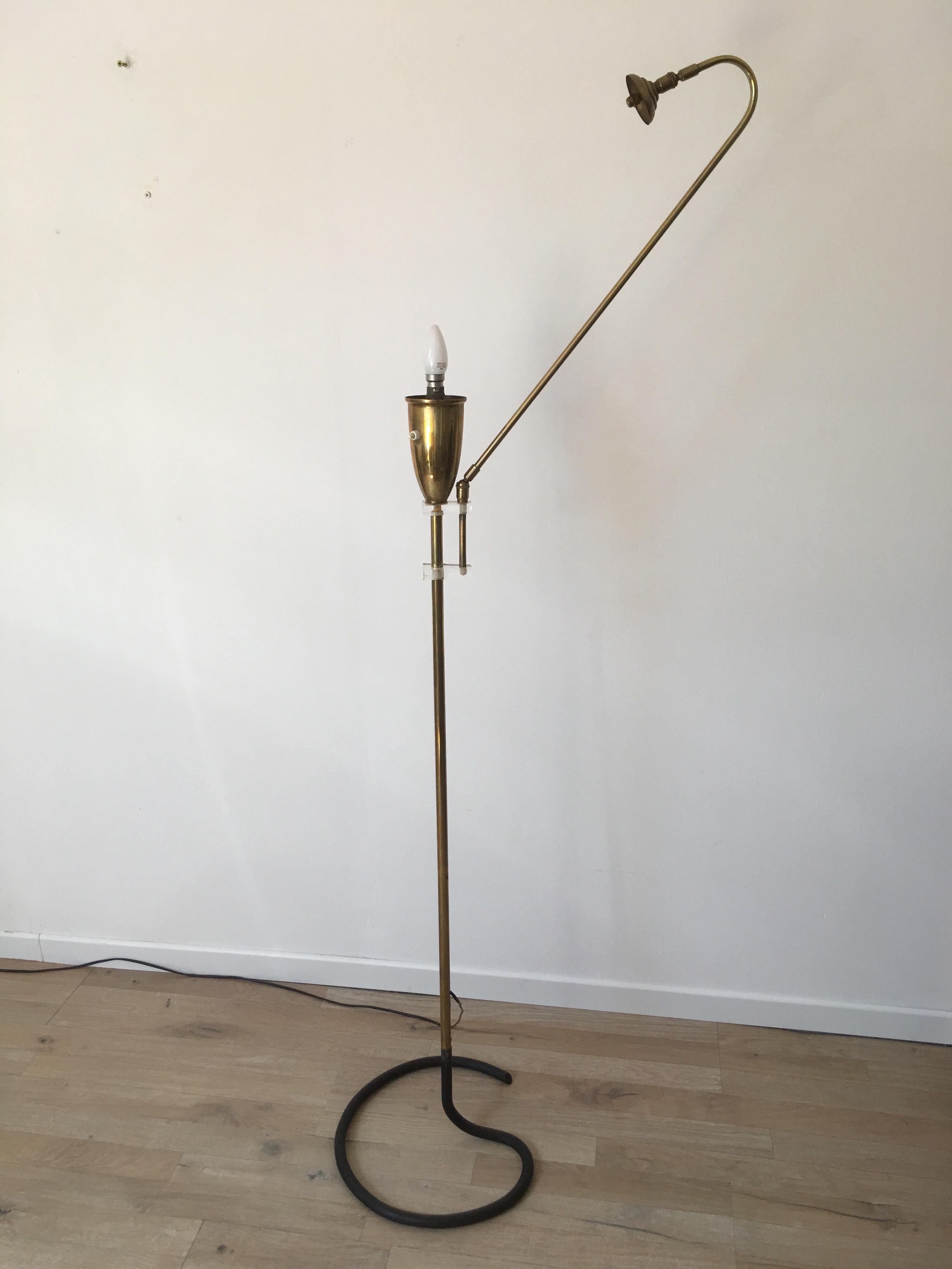Angelo Lelli Attributed Brass and Plexiglass Floor Lamp, Arredoluce, Italy 1950s For Sale 2