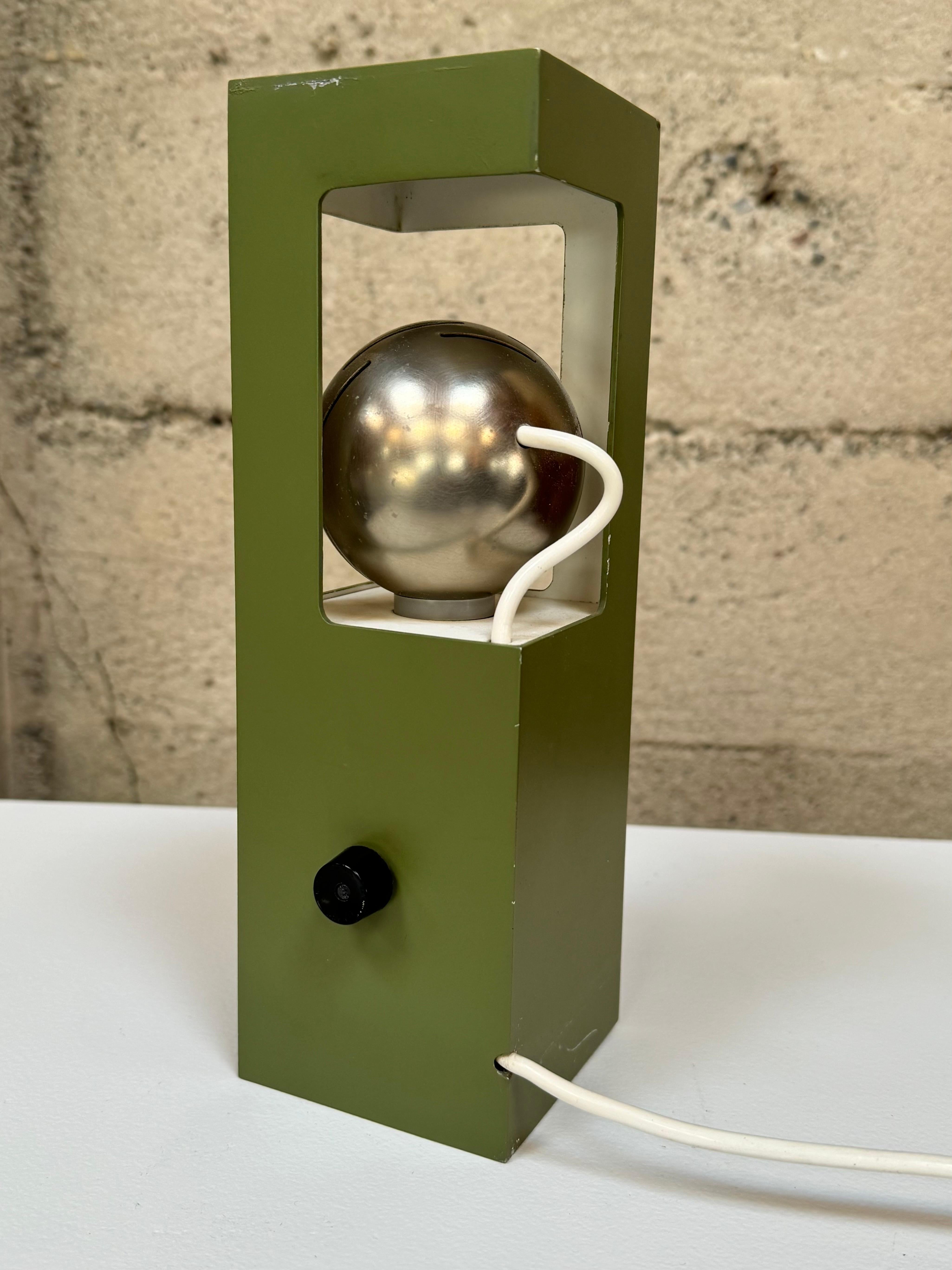 Angelo Lelli für Arredoluce, Eye Ball-Tischlampe, Modell 14005, um 1967 (Mitte des 20. Jahrhunderts) im Angebot