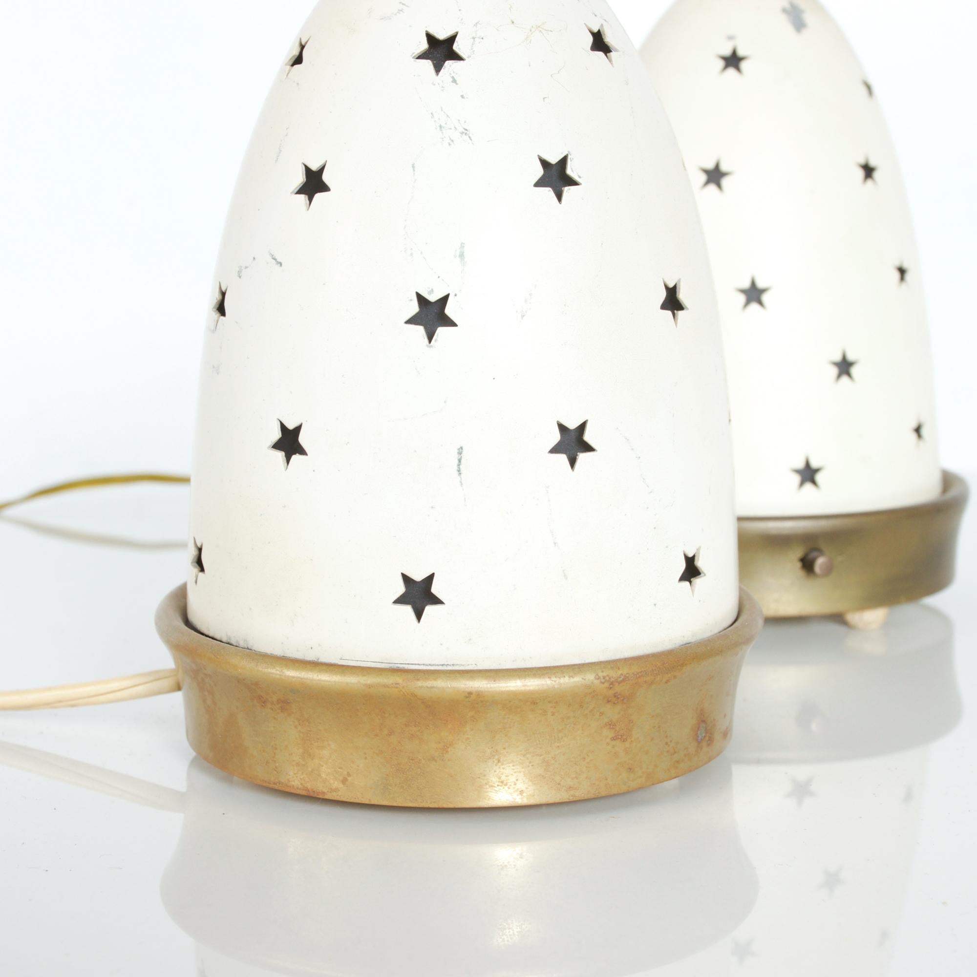 1950s Angelo Lelli White Star Table Lamps Arredoluce Monza Italy In Good Condition For Sale In Chula Vista, CA