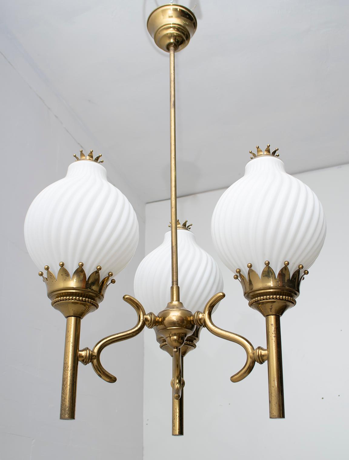 Brass and opaline glass chandelier, Italian three-light chandelier designed by Angelo Lelli for Arredoluce, circa 1950.
This chandelier is depicted in the recently published Arredoluce book.
The chandelier has not been polished but can be made on