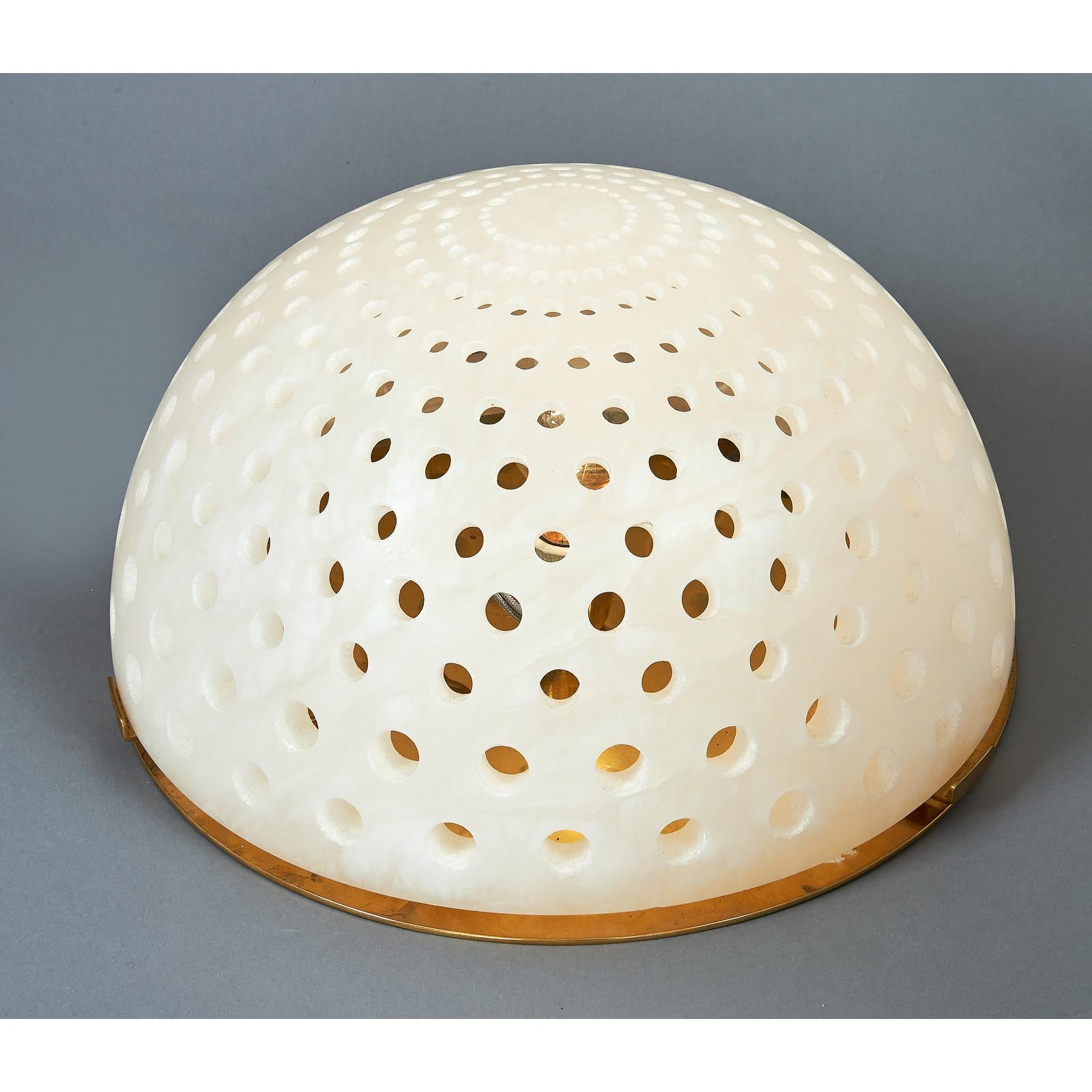 Angelo Mangiarotti Alabaster Table Lamp, circa 1980 In Excellent Condition In New York, NY