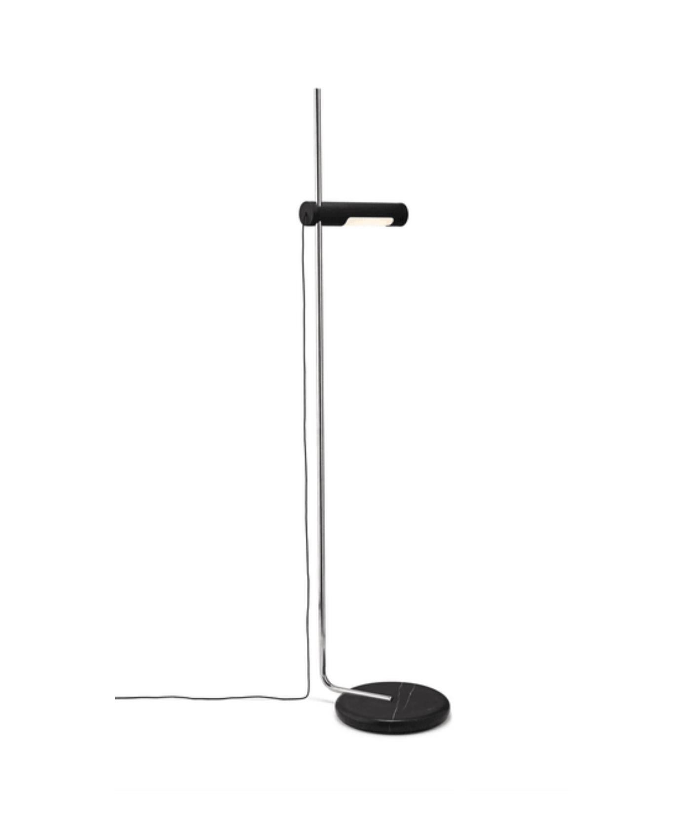 Danois Angelo Mangiarotti Lampadaire Alola noir et chrome pour Karakter en vente