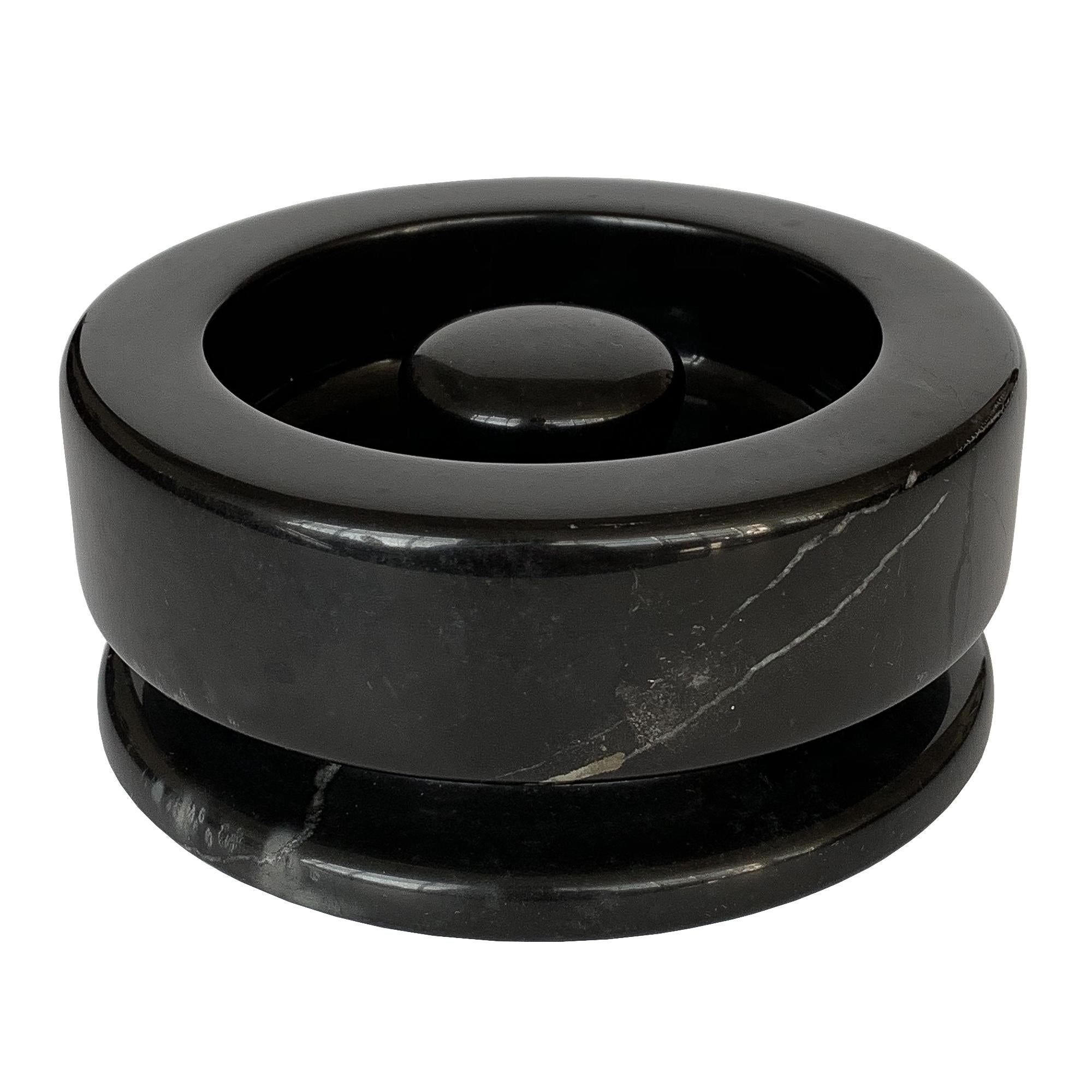 Angelo Mangiarotti Black Marble Ashtray for Knoll International 1