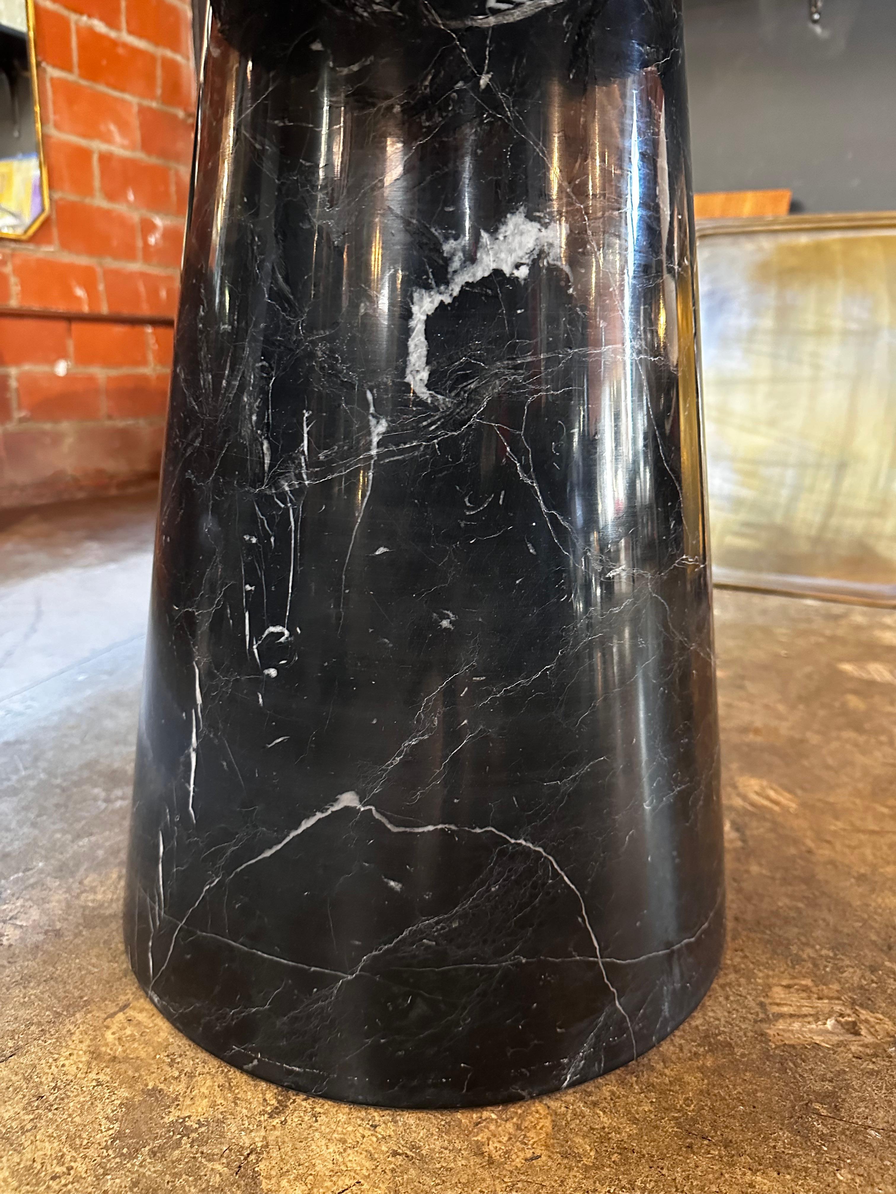 Late 20th Century Angelo Mangiarotti Black Marquina Marble Round Dining Table, 1970s For Sale